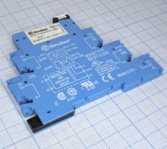 Интерфейсный модуль, электромеханическое реле; 1CO 6A; контакты AgNi; питание 230-240В AC/DC; категория защиты IP20; винтовые клеммы
