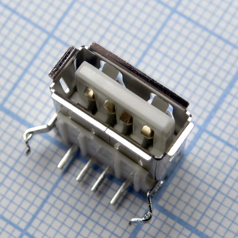 Разъем USB тип А, розетка на плату угловая, 4 контакта  2.0