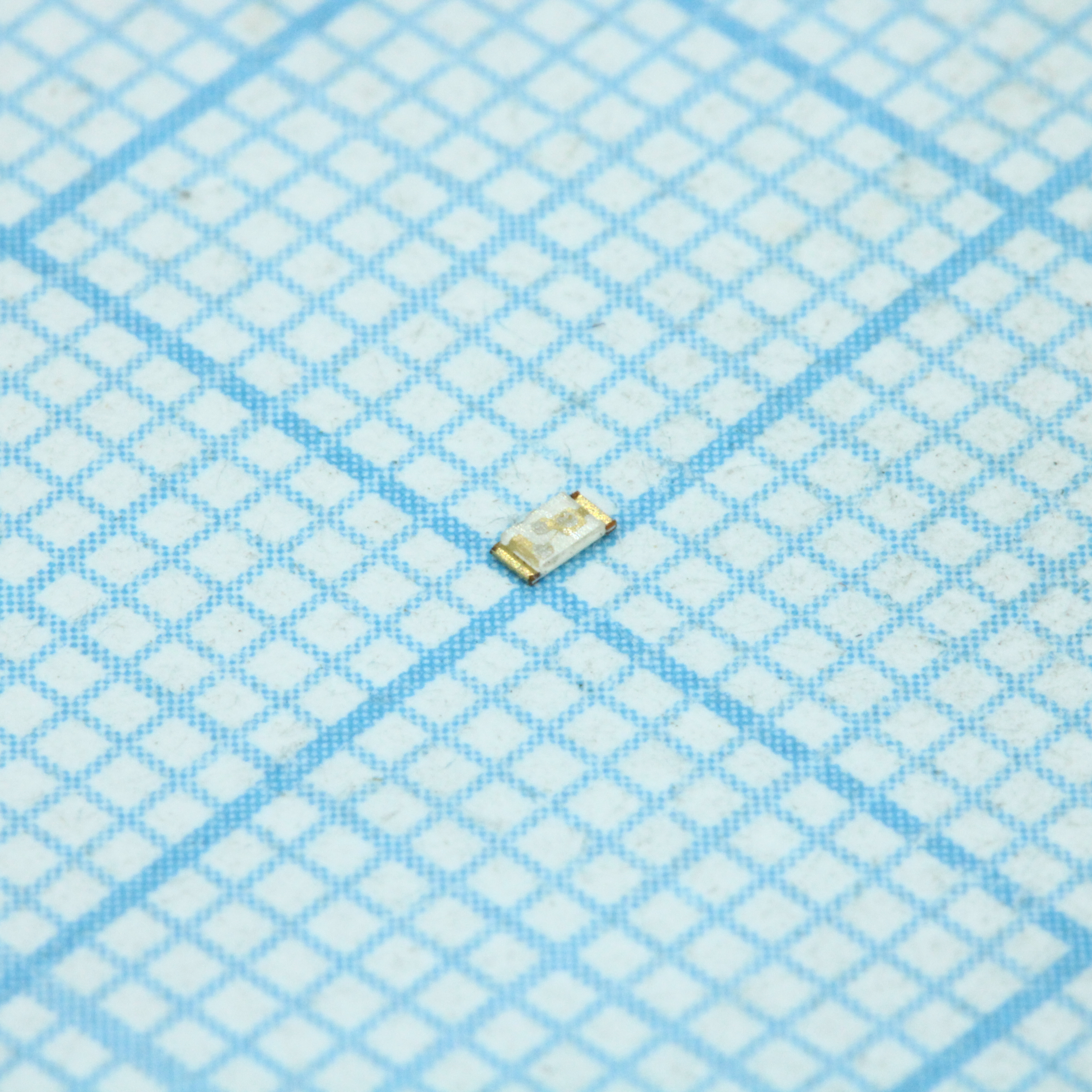 Светодиод smd 1,6х0,8мм/зеленый/525нм/300-450мкд/прозрачный/130°