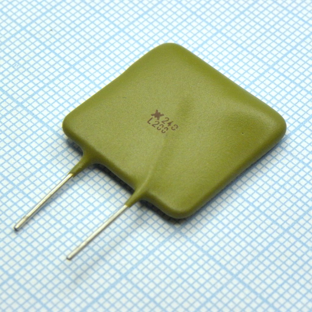 Самовосстанавливающийся предохранитель PTC 2A(hold) 4A(trip) 240VDC/240VAC 4.5W 28s 0.089Ohm Radial 24.9 X 6.1 X 33.8mm Bag