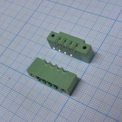 Разъемный клеммный блок на плату, 4 контакта. Серия 15EDGRM-3.5