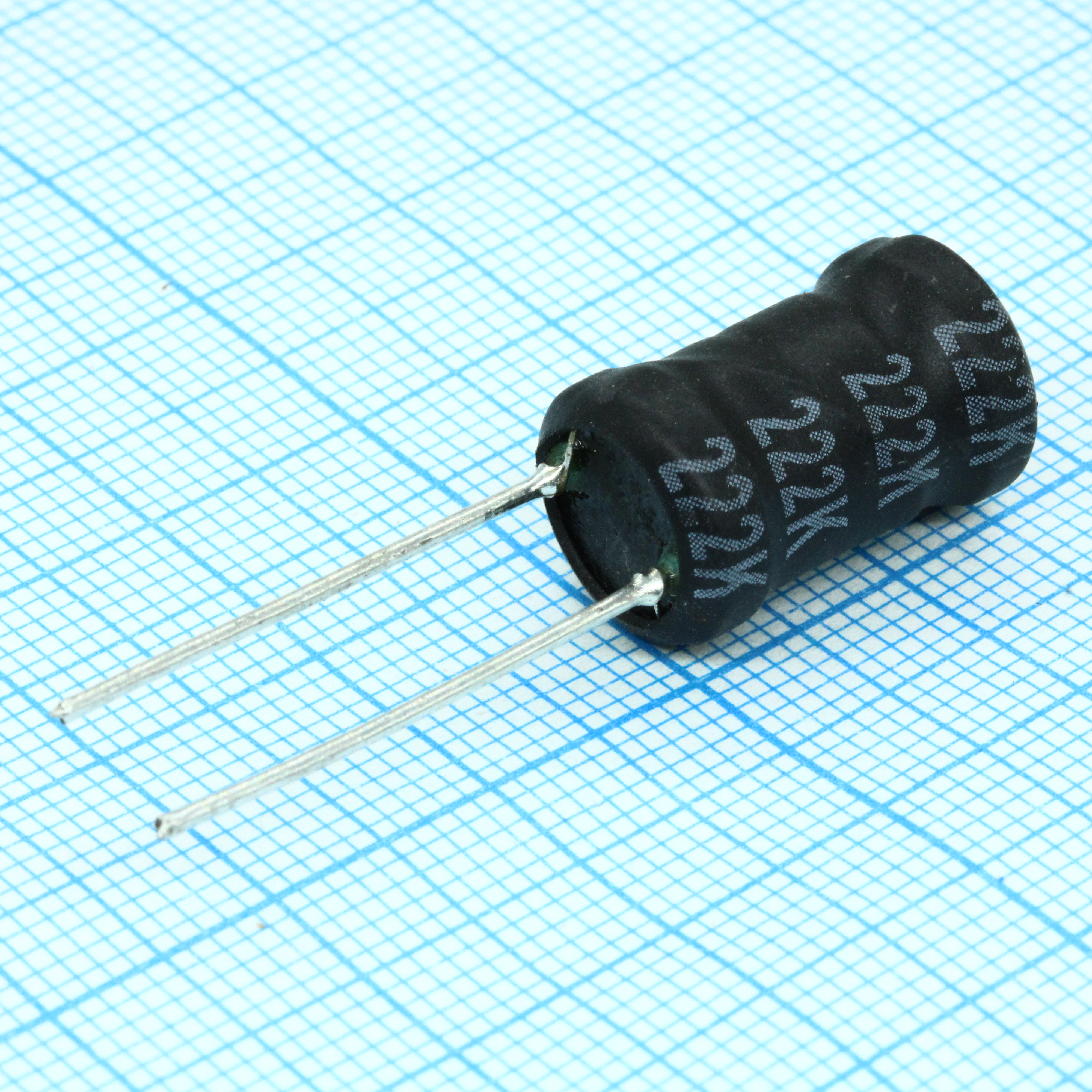 Радиальная индуктивность 2200uH 0,5A 3.5Ohm DCR p=6.5mm
