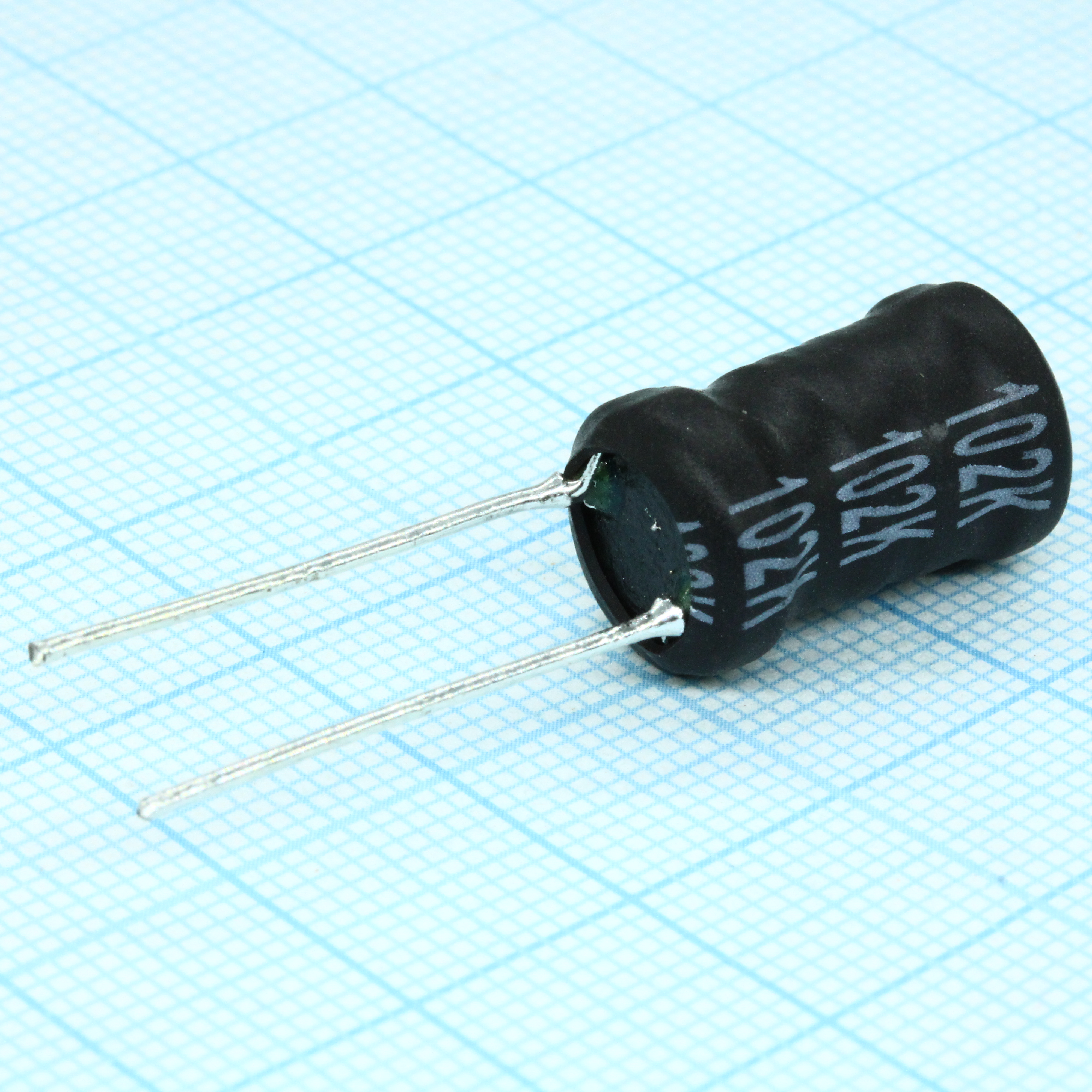 Радиальная индуктивность 1000uH 0.8A 1.4Ohm DCR p=6.5mm