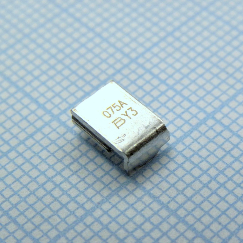 Самовосстанавливающийся предохранитель PTC 0.75A(hold) 1.5A(trip) 60V 10A 1.7W 0.3s 0.23Ohm SMD Solder Pad 7.98 X 5.44 X 3.