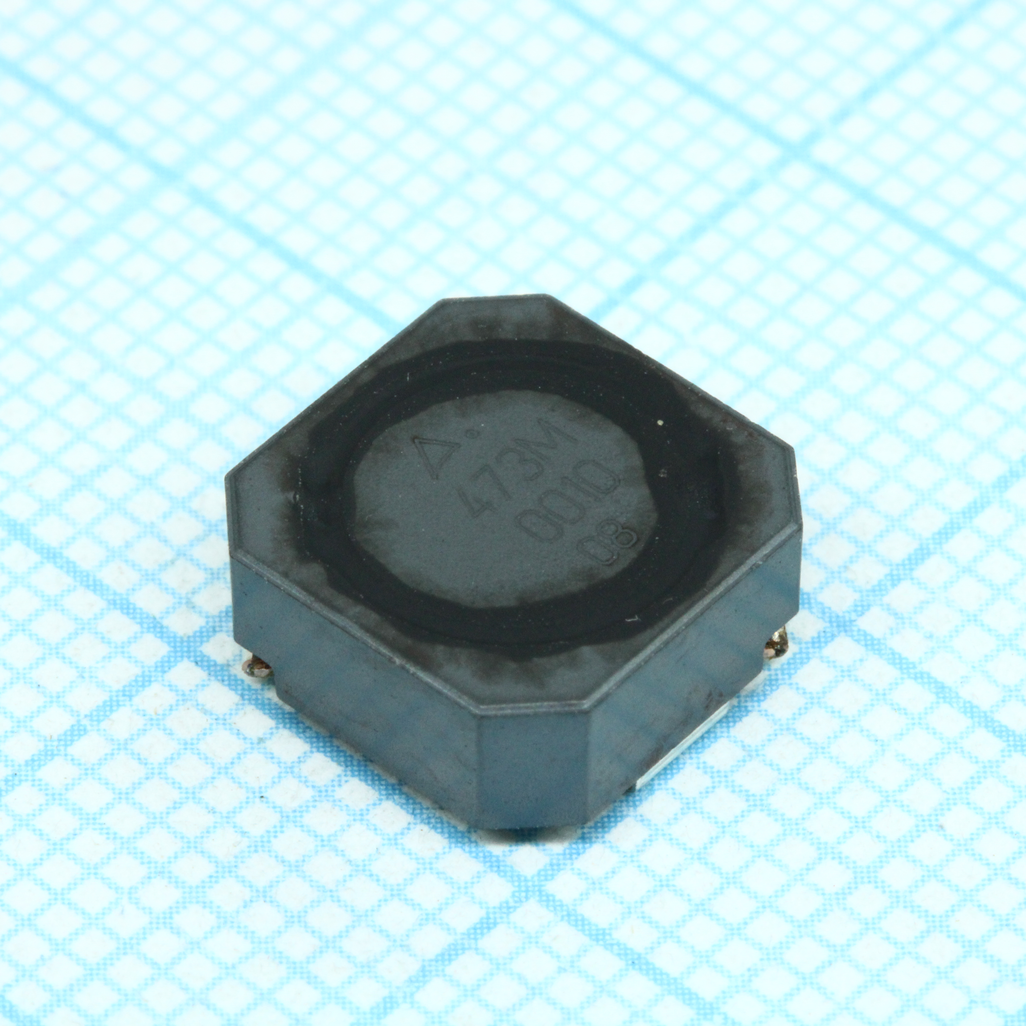 Силовая SMD индуктивность 47uH ±20% 1.55A 0.095 Ohm c магнитным экраном