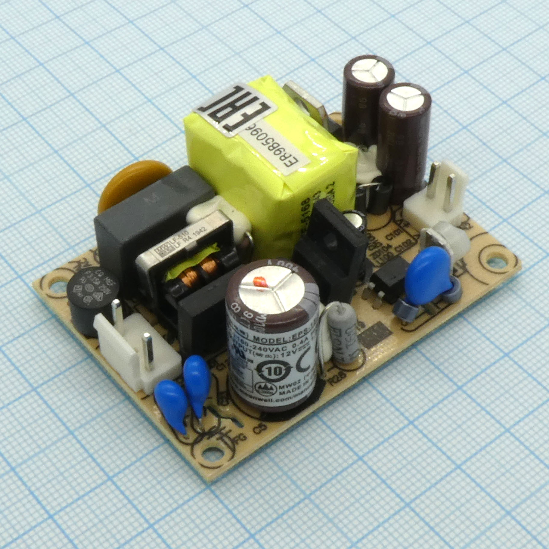 AC-DC, 15Вт, мощность без нагрузки <0.3Вт, вход 85…264V AC, 47…63Гц /120…370В DC, выход 12В/1.25A,  изоляция 3000В AC, на плате 63.5х45.7х24мм, вход/выход разъемы JST, -30…+70°С