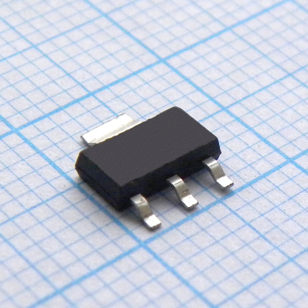 Линейный стабилизатор с низким падением напряжения положительной полярности, 3.3 В, 0.3 А