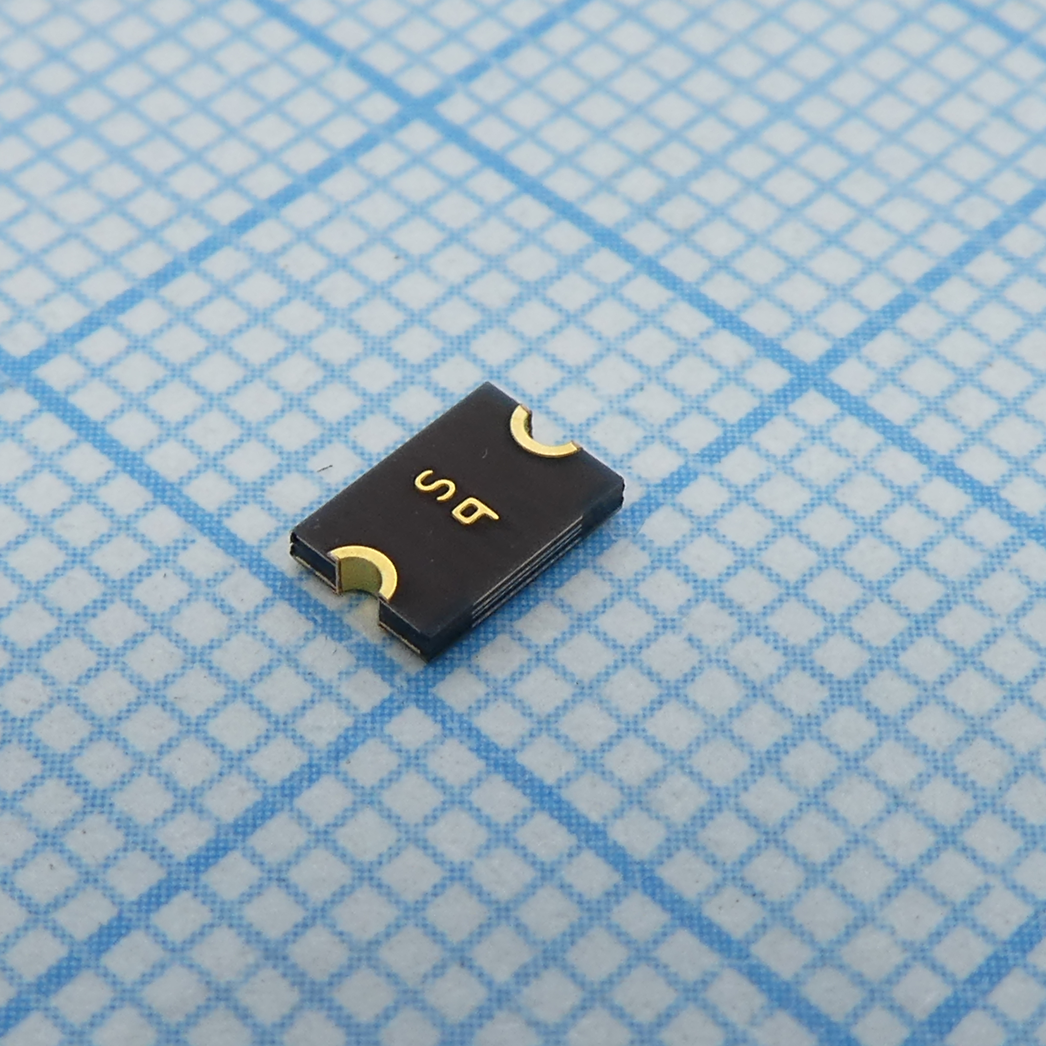 Самовосстанавливающийся предохранитель PTC 1.1A(hold) 2.2A(trip) 24V 20A 0.8W 0.5s 0.06Ohm SMD Solder Pad 1812 T/R