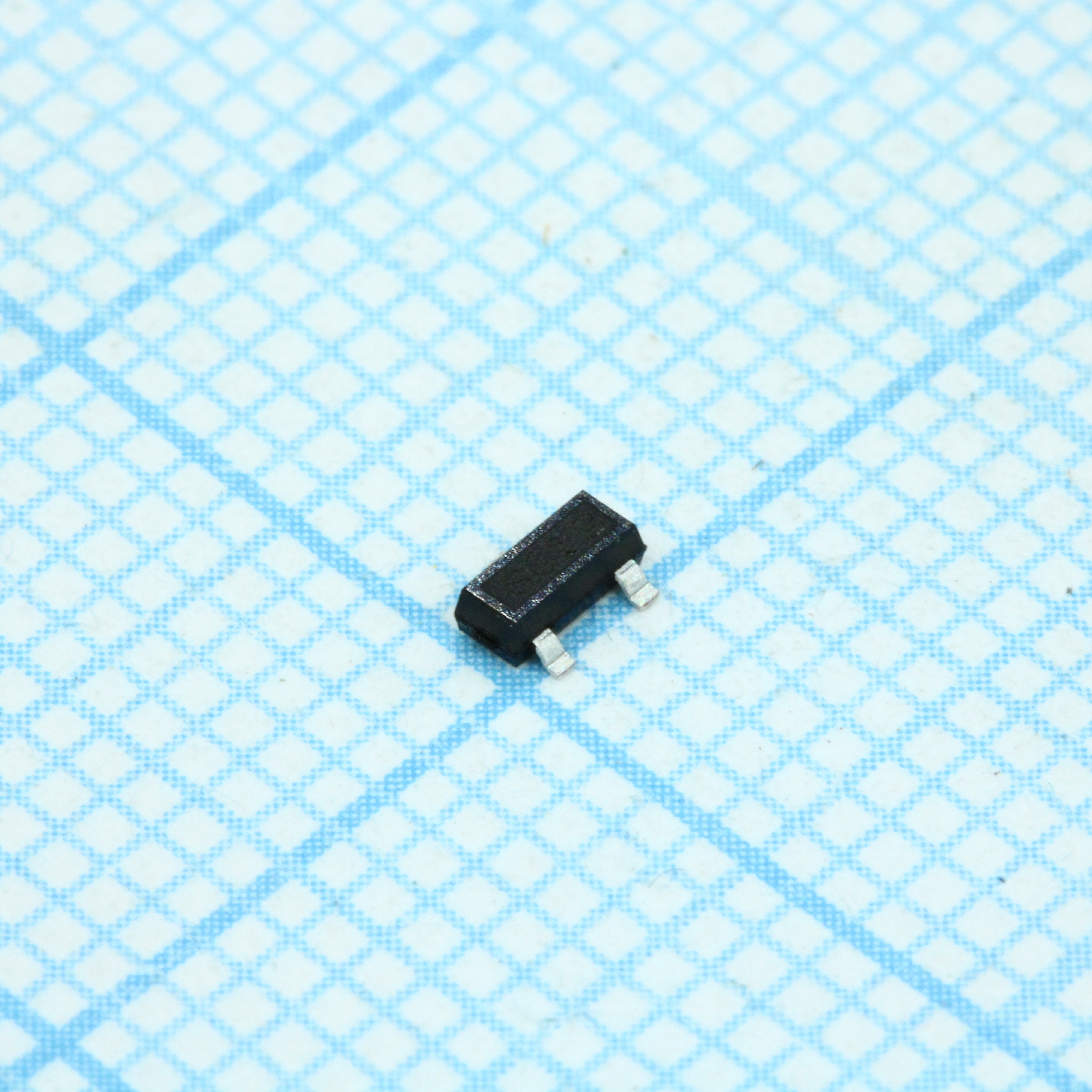 Транзистор полевой MOSFET N-канальный 60В 0.23A автомобильного применения 3-Pin SOT-23 лента на катушке