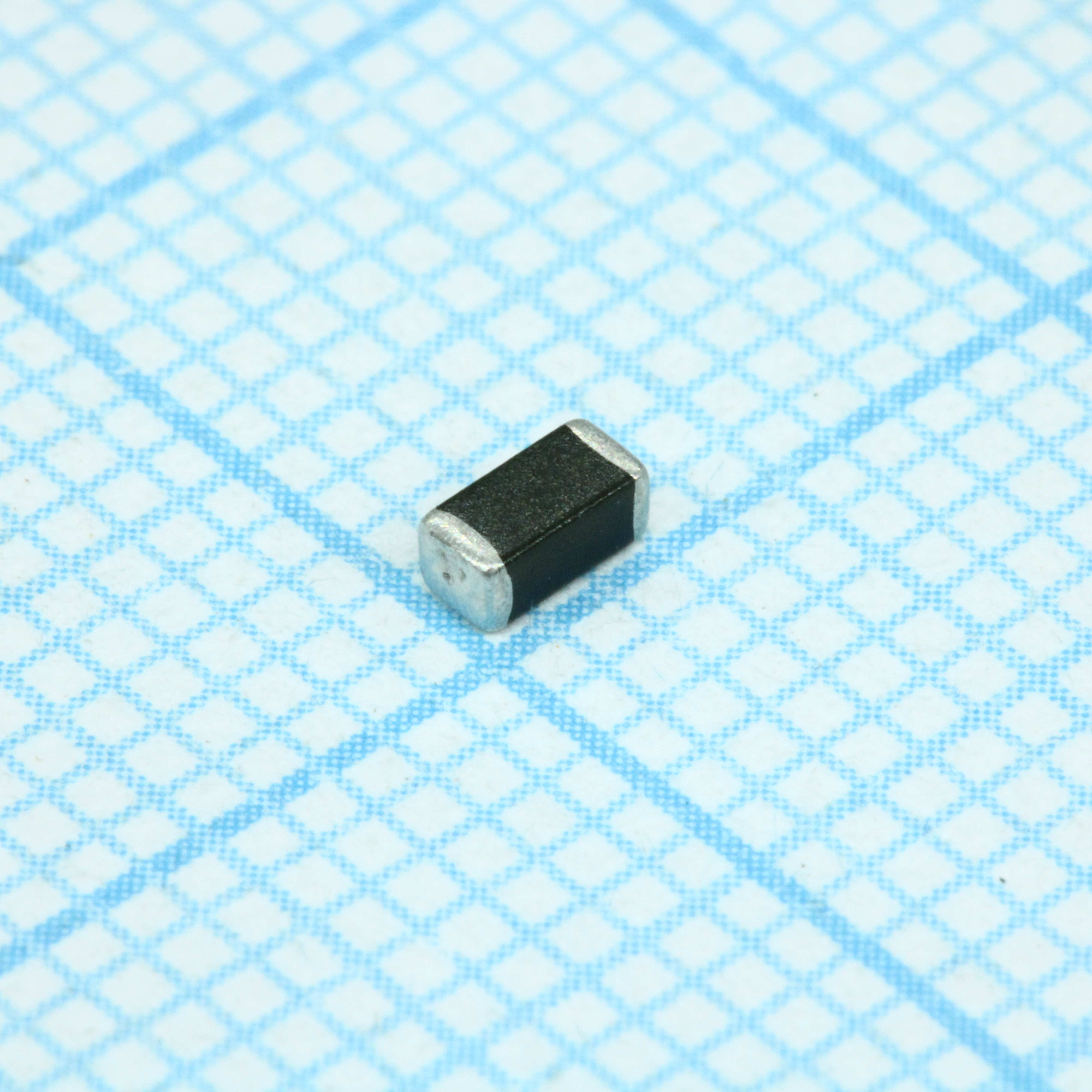 SMD варистор 1206 30Vac/38Vdc 200A  47V(1mA), автомобильная. серия, лента в катушке (SIOV-CT1206K30G)