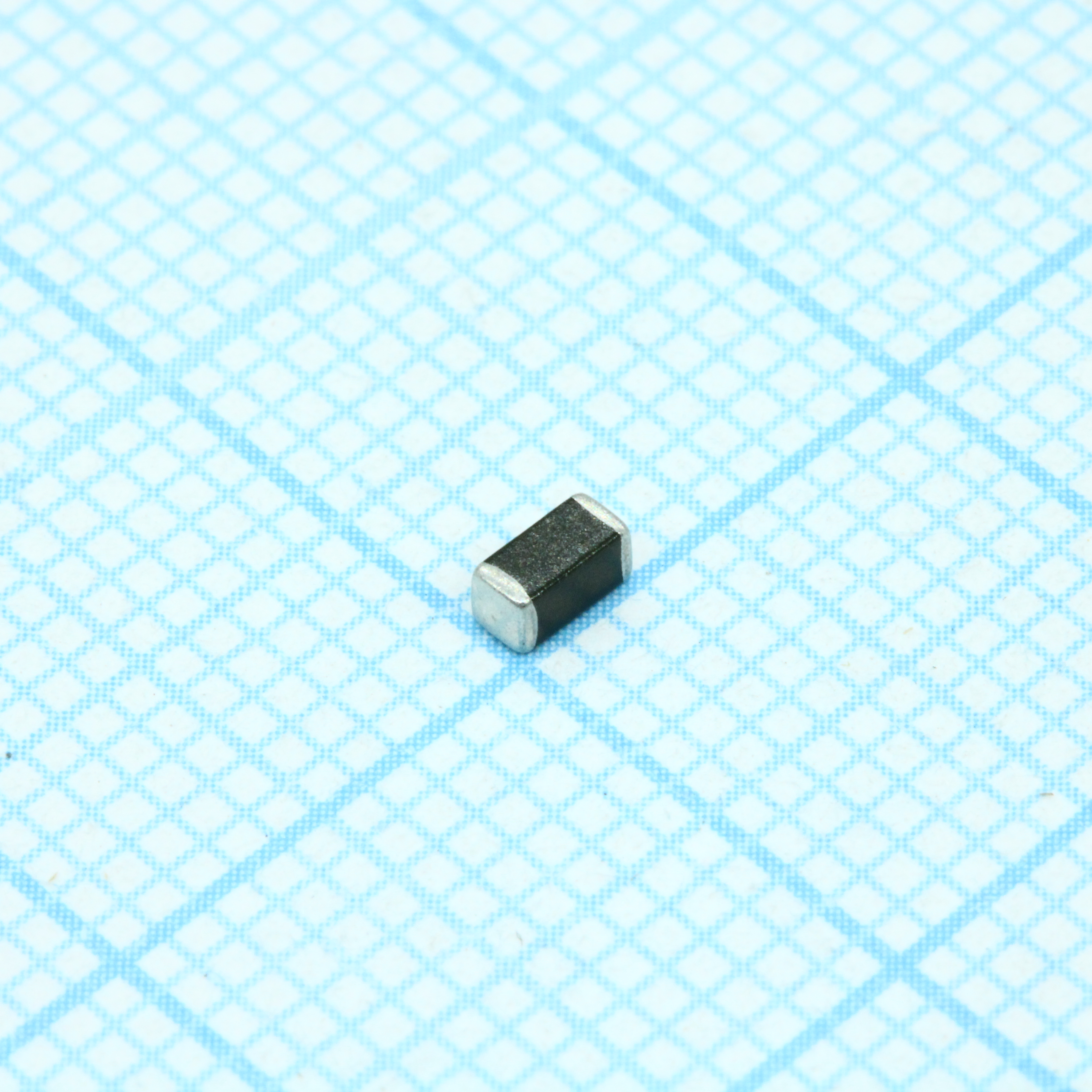 SMD варистор 1206 60Vac/85Vdc 100A  100V(1mA), 0.008Вт, стандартн. серия, лента в катушке (SIOV-CT1206K60G)