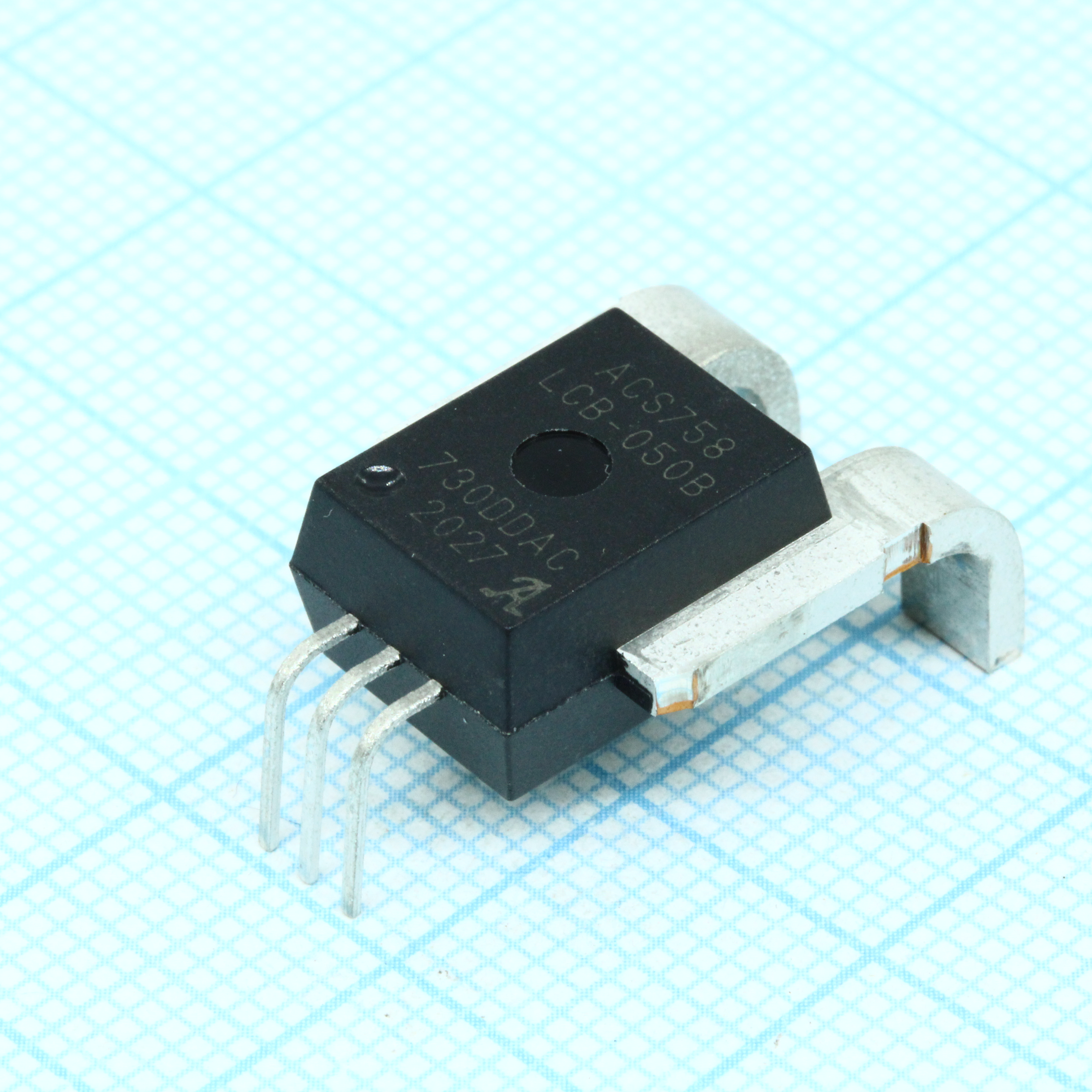 Current Sensor AC/DC Current 5V Automotive 5-Pin Case CB-PFF