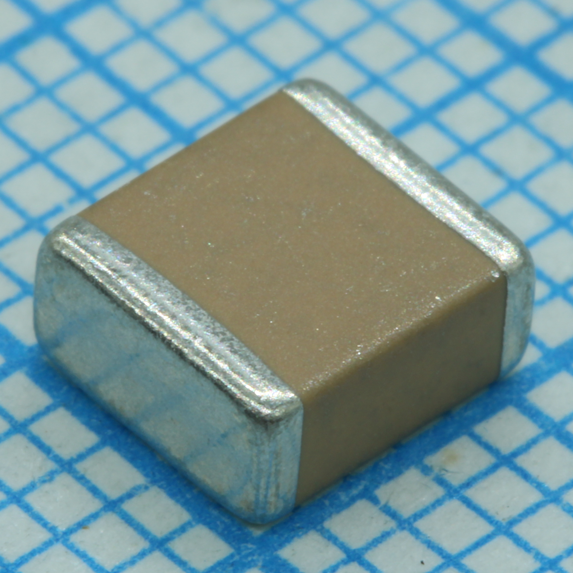 Конденсатор керамический SMD 2220 X7R 0.47мкФ ±10% 250В