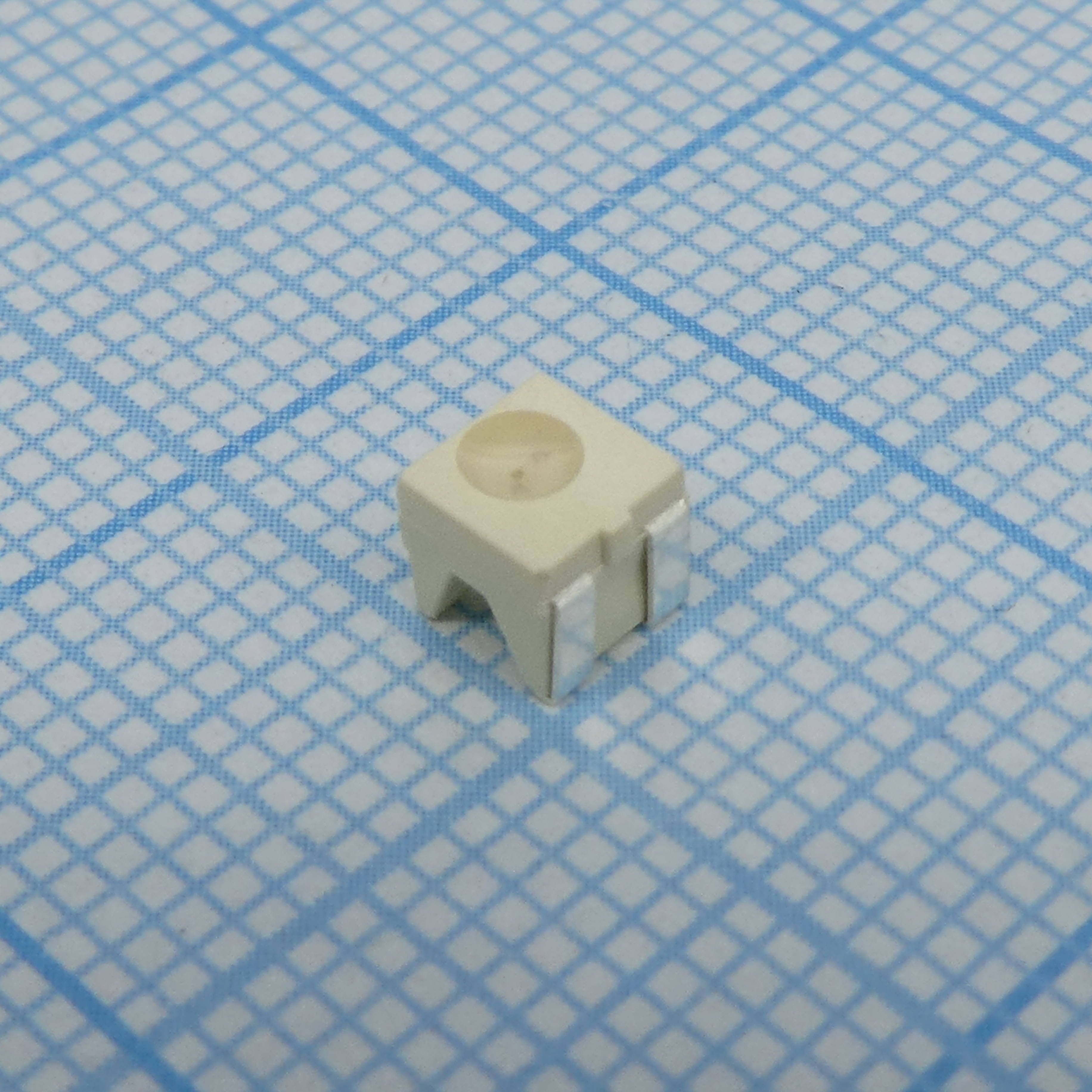 Светодиод smd 4х4мм/зеленый/525нм/500-850мкд/прозрачный/120°/боковое свечение