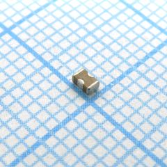 EMI фильтр емкостной 1000pF ±20% 50VDC 1A Flat Style SMD 0805 T/R