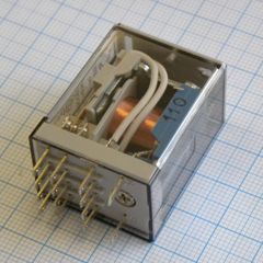 Миниатюрное универсальное электромеханическое реле; монтаж в розетку; 4CO 7A; контакты AgNi; катушка 110В DC; степень защиты RTI; опции: нет