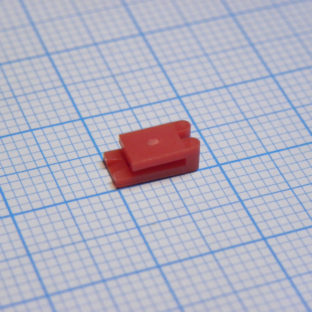 Заглушка пластмассовая Keying Plug Polyamide 6.6 Red