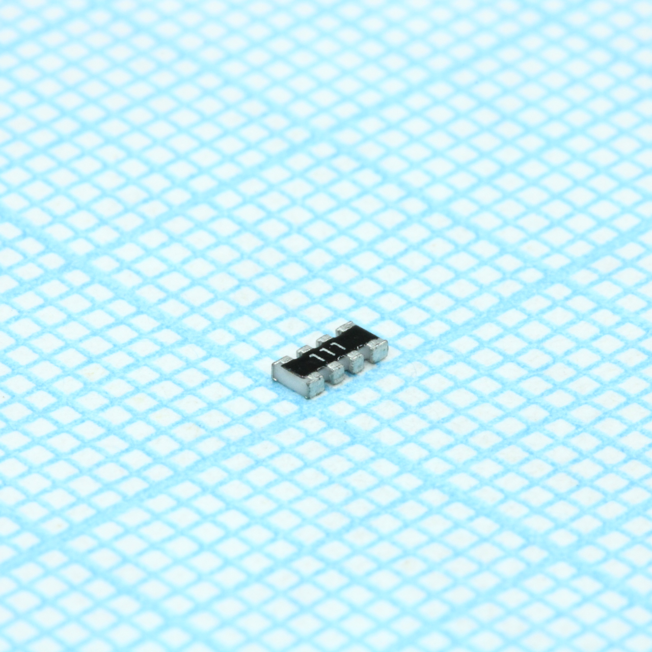 Резисторная сборка SMD 1206 4 резисторов по 110Ом
