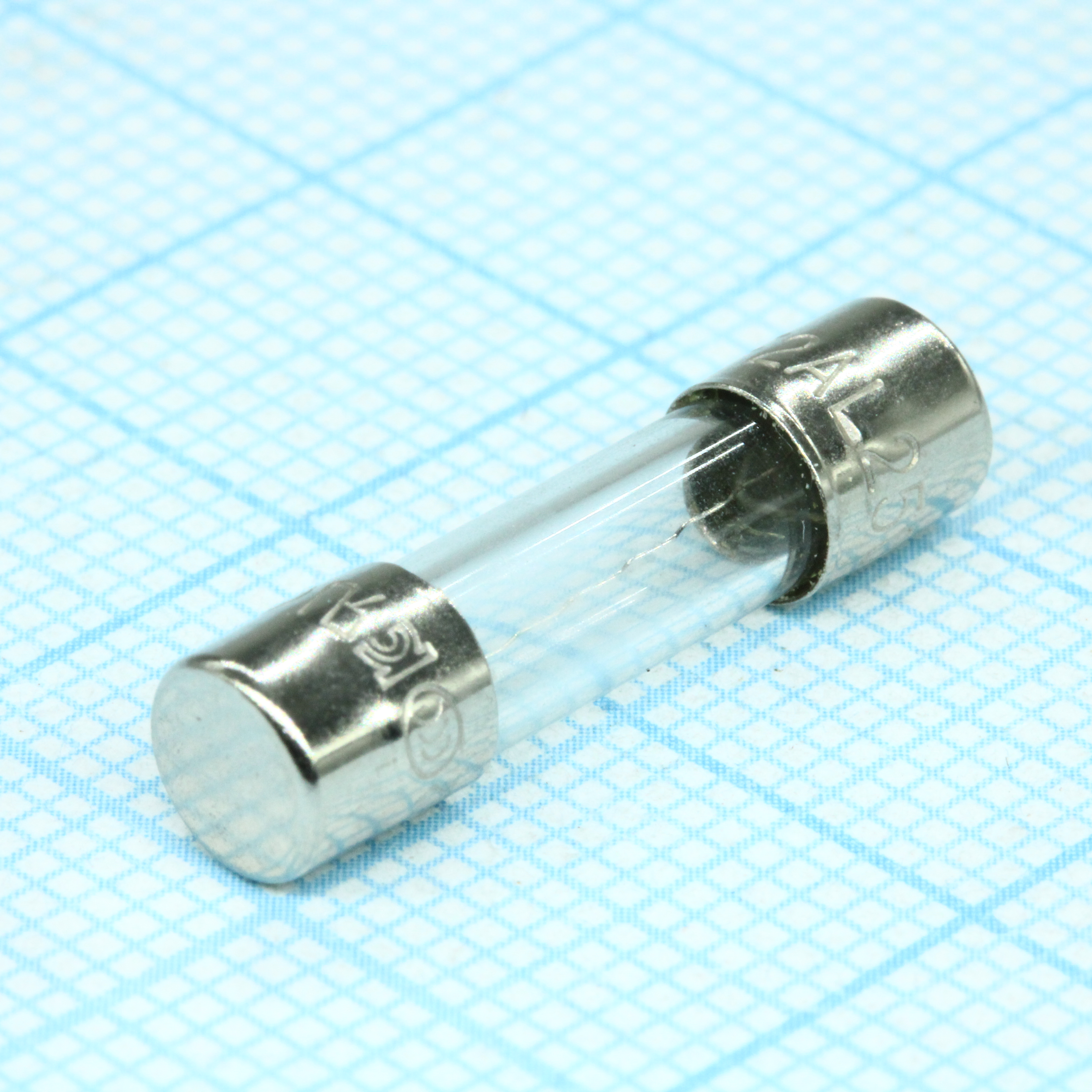 F  250 V 2 A 5x20 mm, в стеклянном корпусе (аналог ВПБ6)