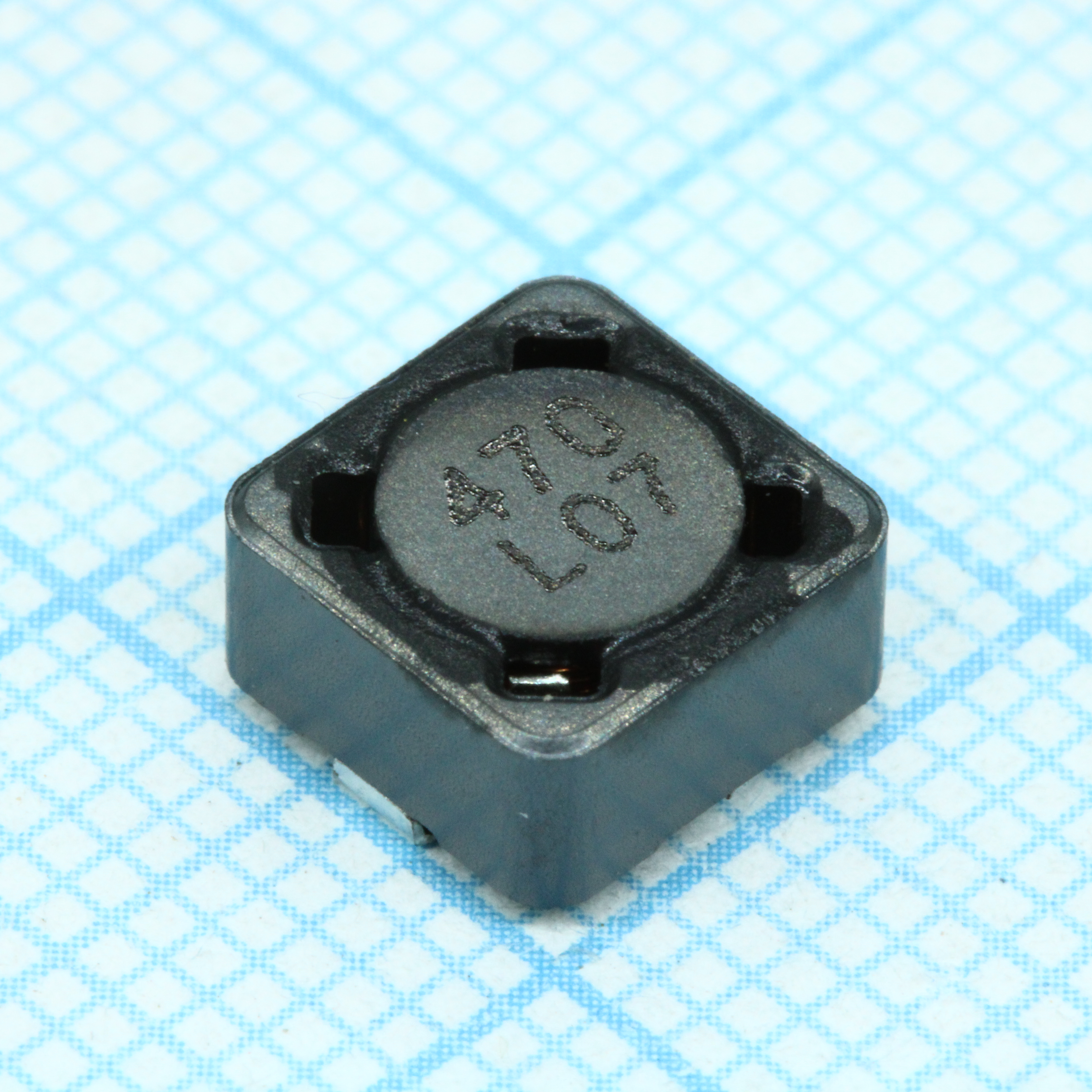 Силовая SMD индуктивность 47мкГн ±20% 0.88A 0.2Ом c магнитным экраном