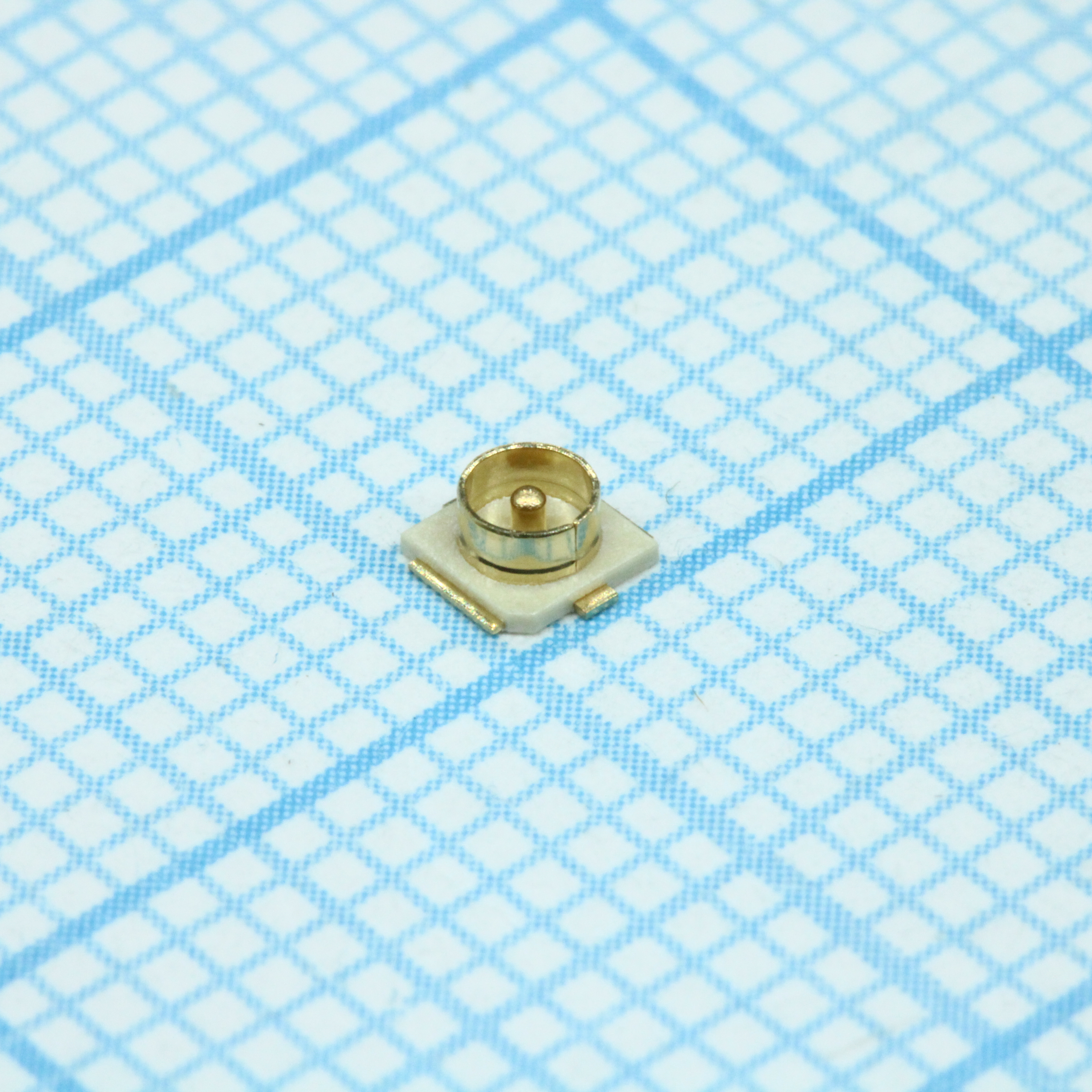 Conn Micro Coaxial RCP 0Hz to 6GHz 50Ohm Solder ST SMD Gold Embossed T/R