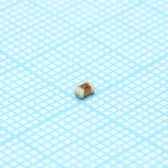 Катушка индуктивности SMD проволочная, на ферритовом сердечнике общего применения 220нГ ±5% 100МГц 35Q-добротность керамика 240мА 550мОм 0805 лента на катушке