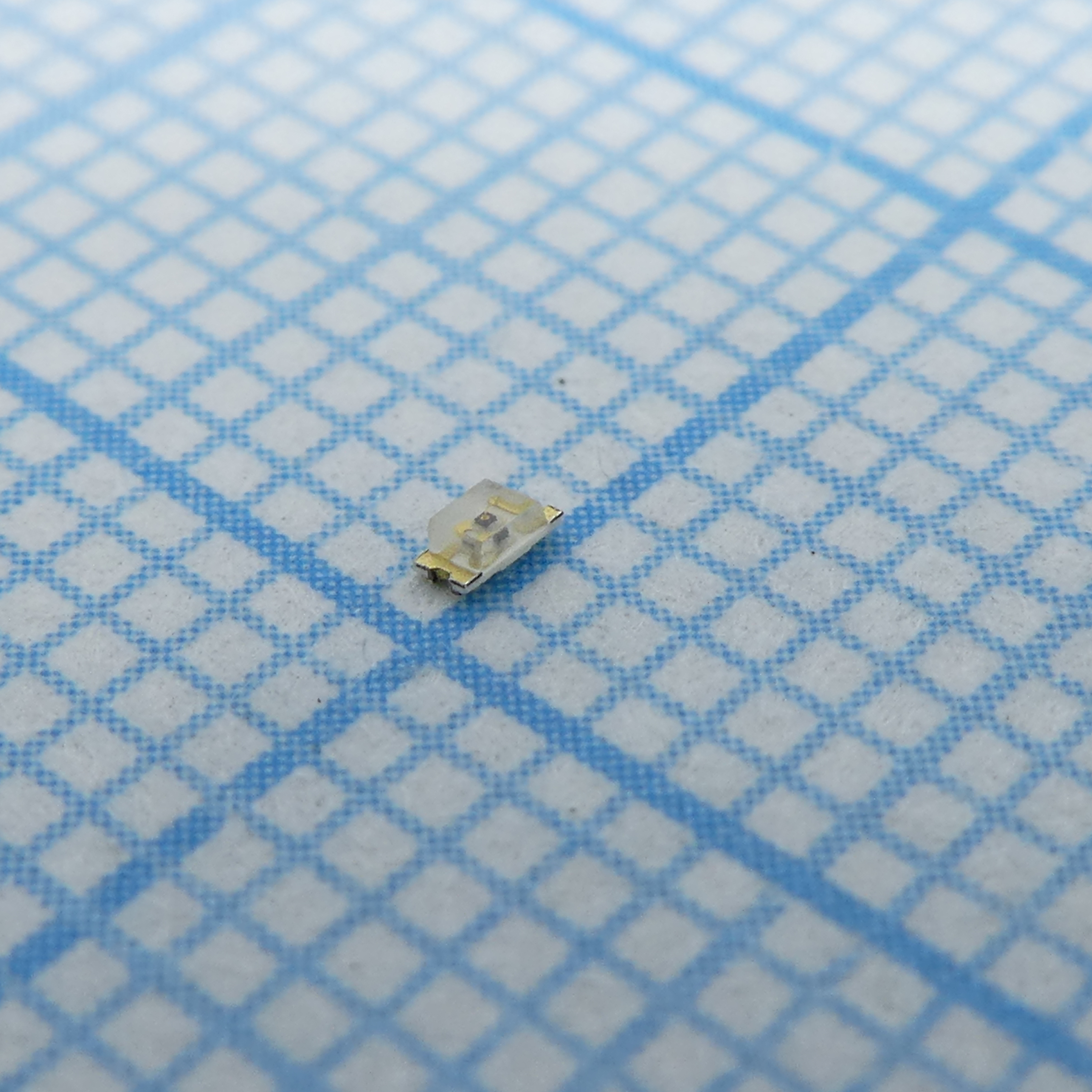Светодиод smd 1,6х0,8мм/зеленый/571нм/18-71мкд/прозрачный/130°