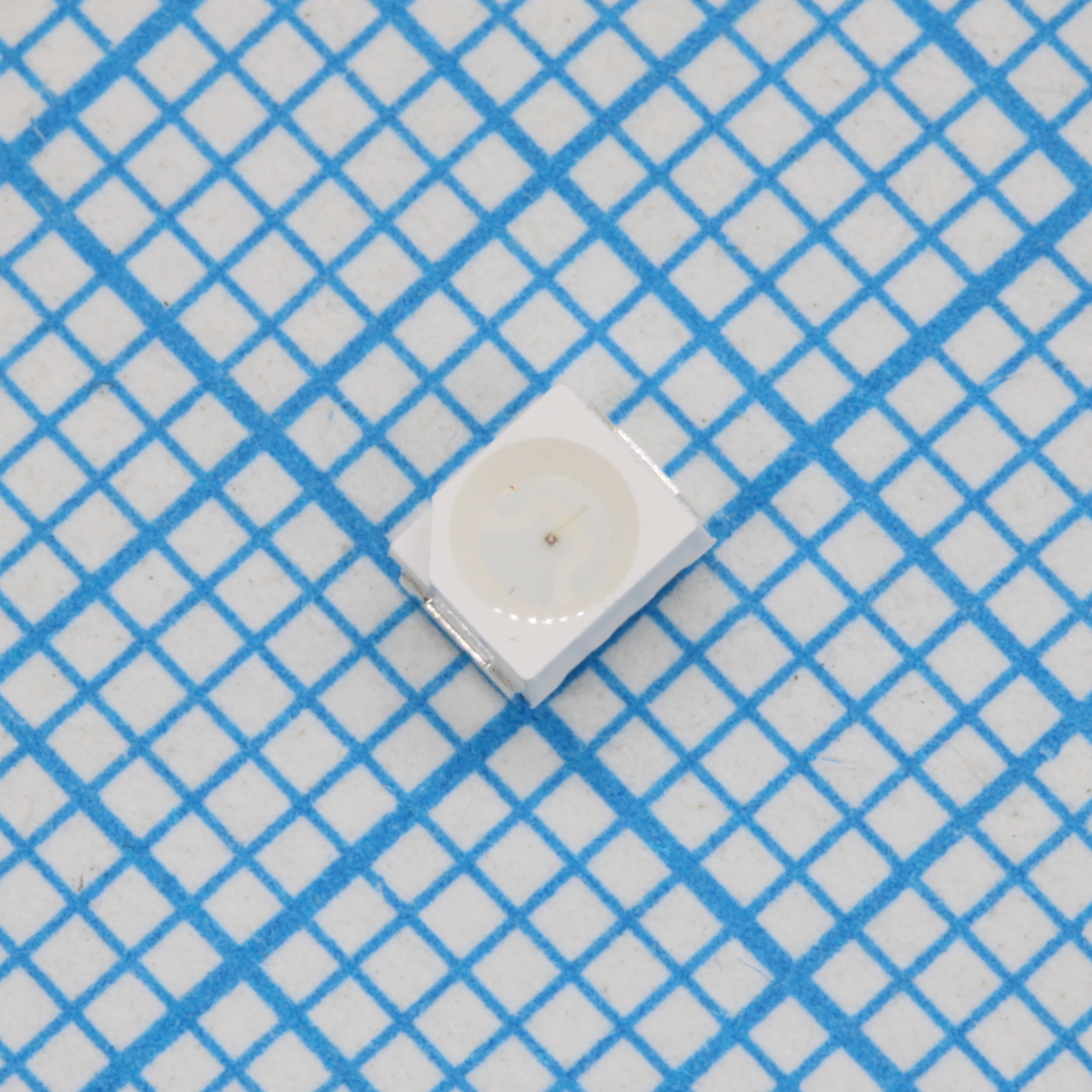 Светодиод smd 3,1х2,8мм/красный/660нм/200-400мкд/прозрачный/120°