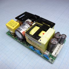 AC-DC, med, 201.6Вт (144 Вт без обдува), ККМ, вход 80…264В AC 47…63Гц, 113…370B DC, выход 48В/4.2А, рег. вых. 45.6…50.4В, изоляция 4000В AC, на плате 103.4х62х40мм, -30…+70°С, выход на вентилятор 12В/0.5А