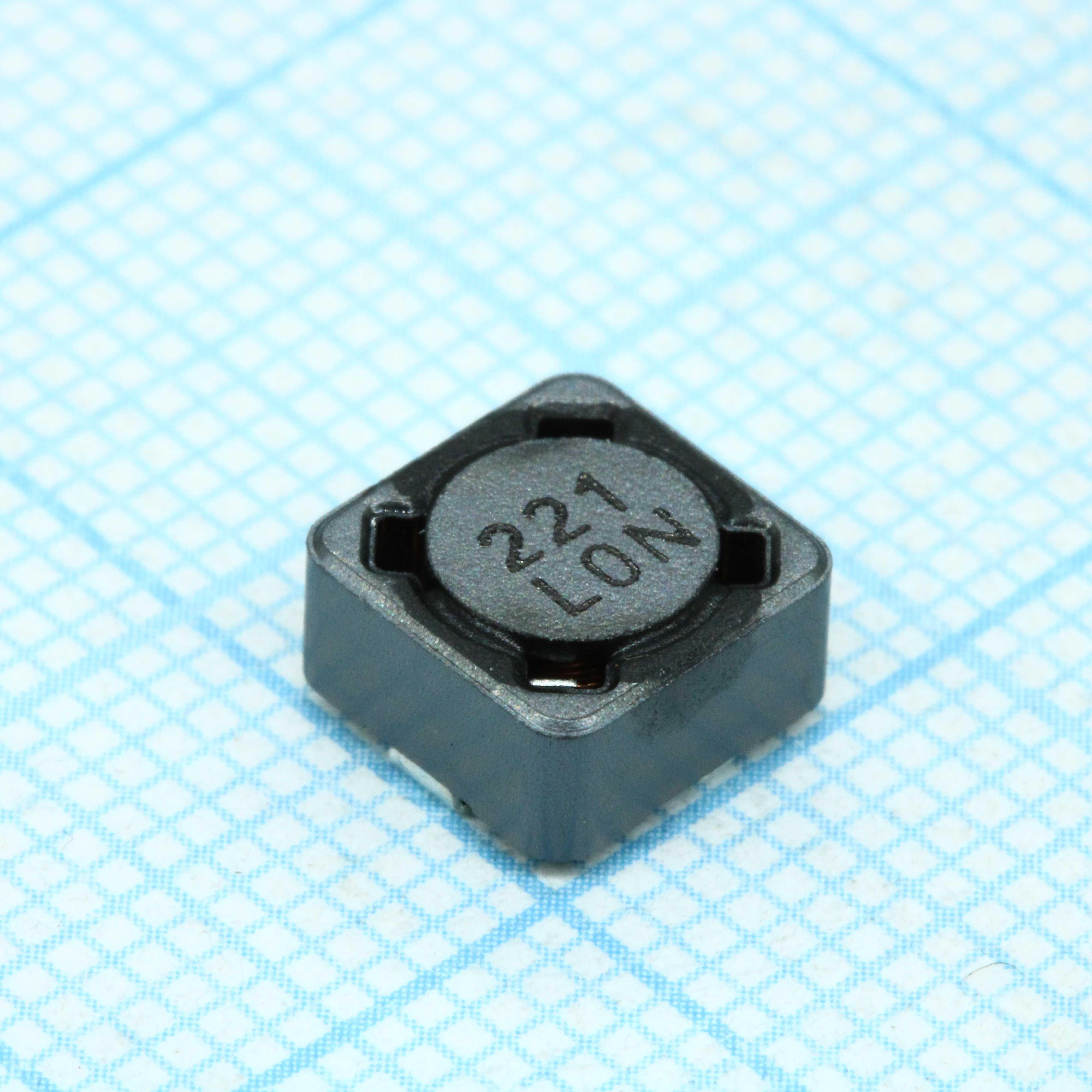 Силовая SMD индуктивность 220мкГн ±20% 0.36A 1.17Ом c магнитным экраном