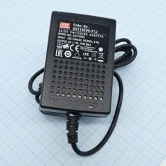 AC-DC, 18Вт, вход 85...264B AC 47...63 Гц,, выход 9B/2A, изоляция 3000В AC, 79x54x33мм, -30...+70°С, выходной разъем 11, диам. 5.5х2.1мм