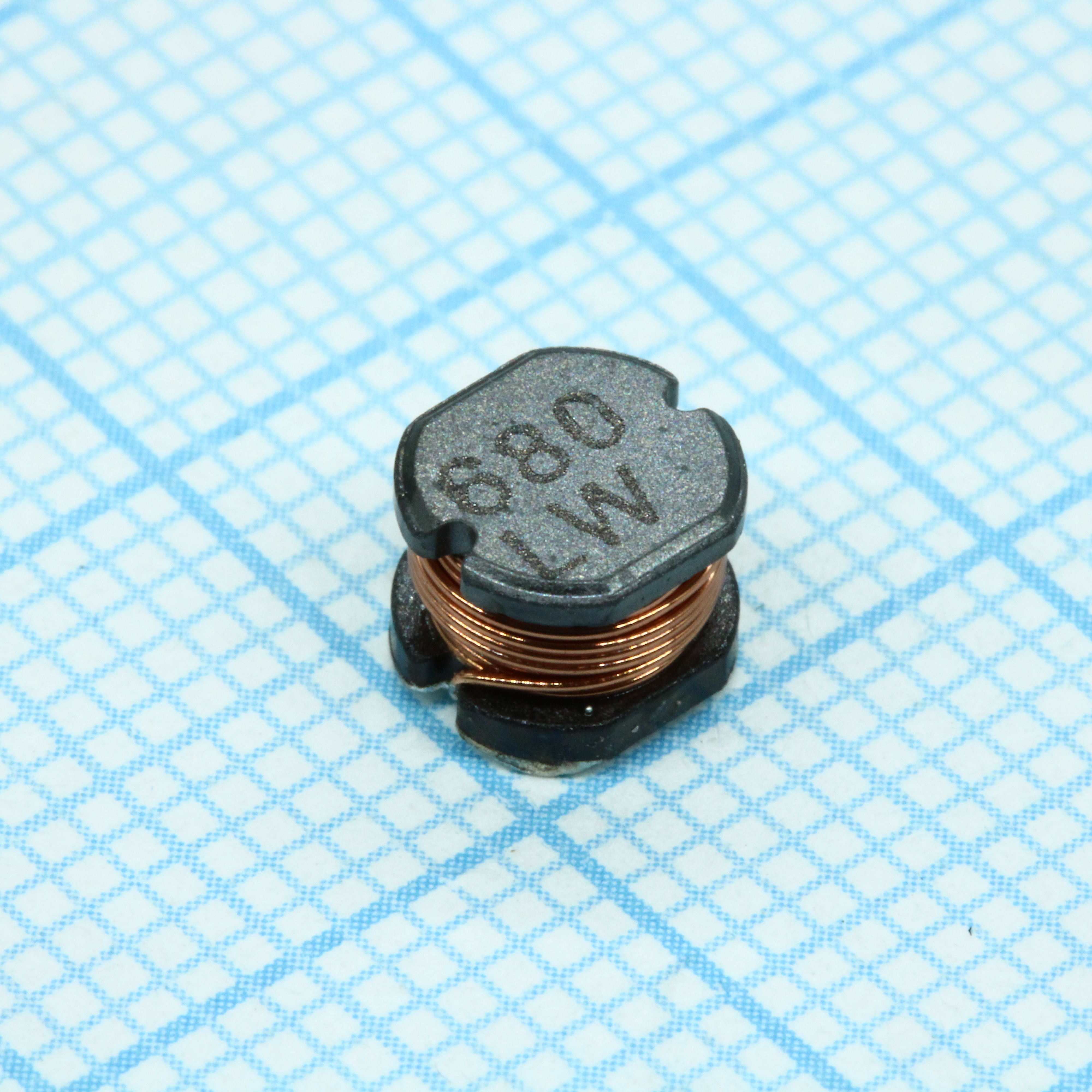 Силовая SMD индуктивность 68мкГн ±10% 0.61A 0.46Ом без магнитного экрана