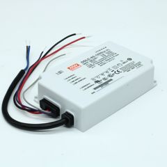 AC-DC, 65.1Вт, вход 180…295В AC, 47…63Гц/254…417В DC, ККМ, выход 46…62В/1050мА, изоляция 3750В AC, в кожухе 121х77х28.5, -20…+85°С (корпус), димминг 0...10 В/ШИМ