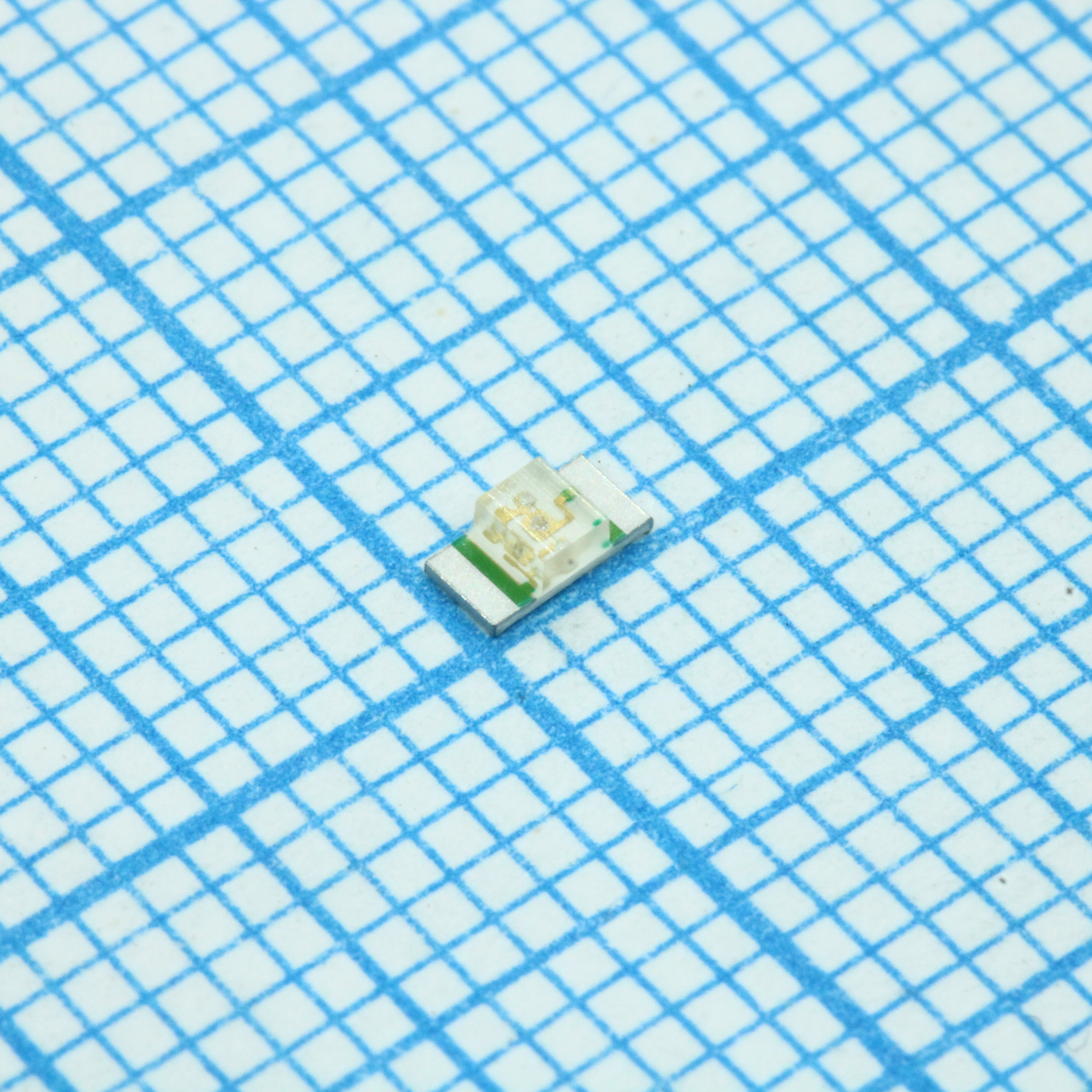 Светодиод smd 3,2х1,6мм/зеленый/525нм/300-600мкд/прозрачный/140°