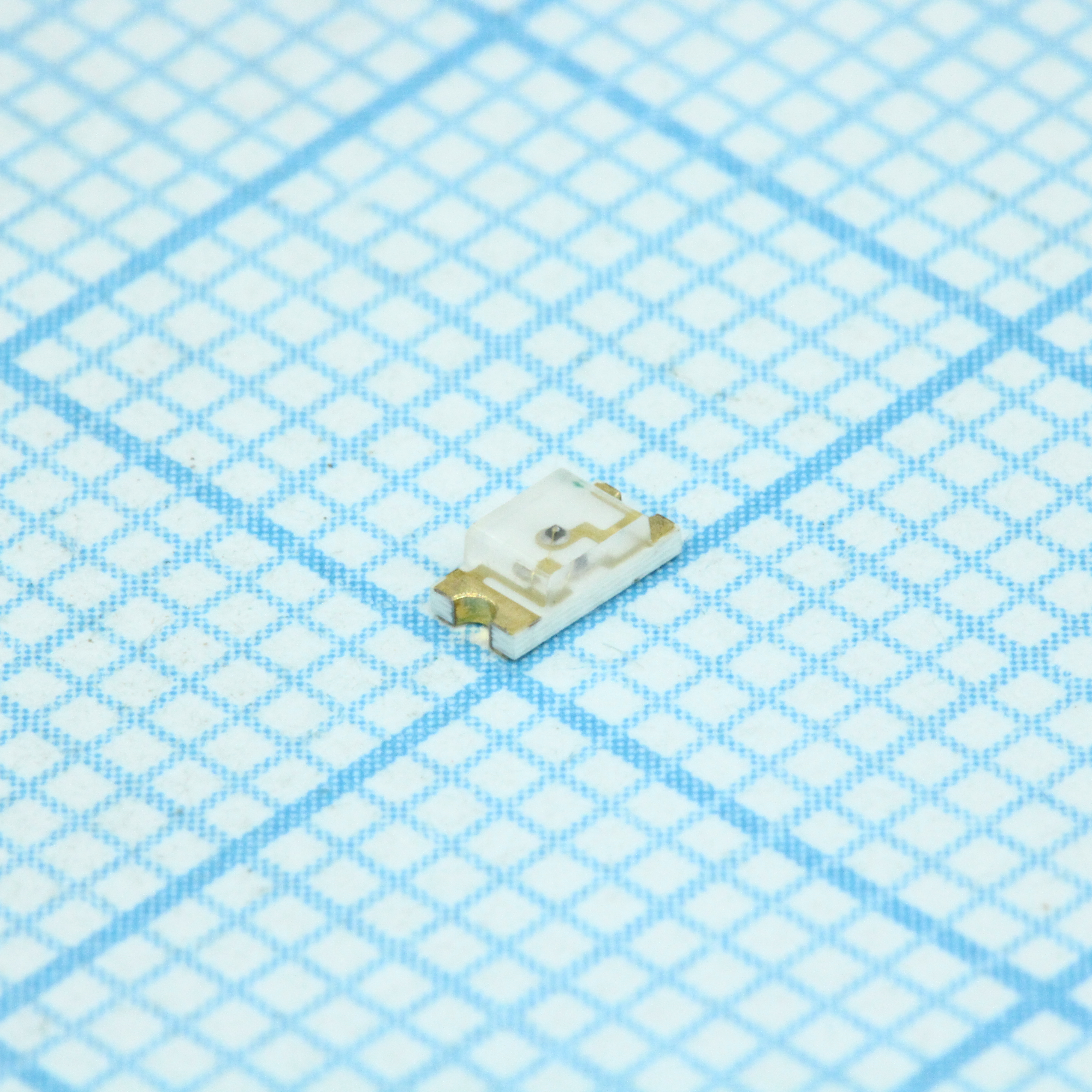 Светодиод smd 3,2х1,6мм/красный/643нм/15мкд/прозрачный/140°
