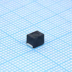 Катушка индуктивности SMD высокочастотная литая проволочная 22мкГн ±10% 2.52МГц 10-добротность 0.45А 0.7Ом автомобильного применения лента на катушке