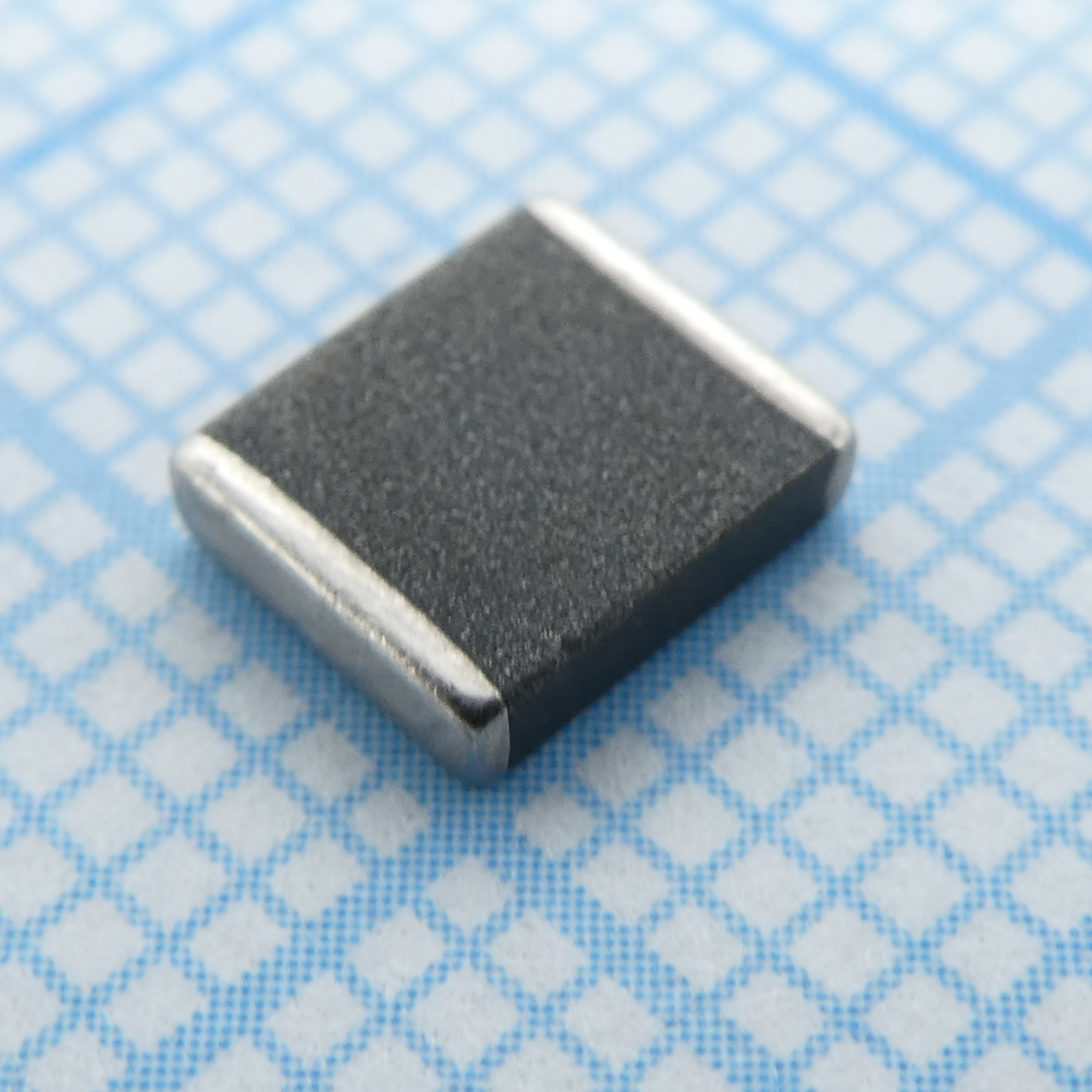 SMD варистор 2220 30VAC/38VDC 1200A 20mW (CT2220K30G)