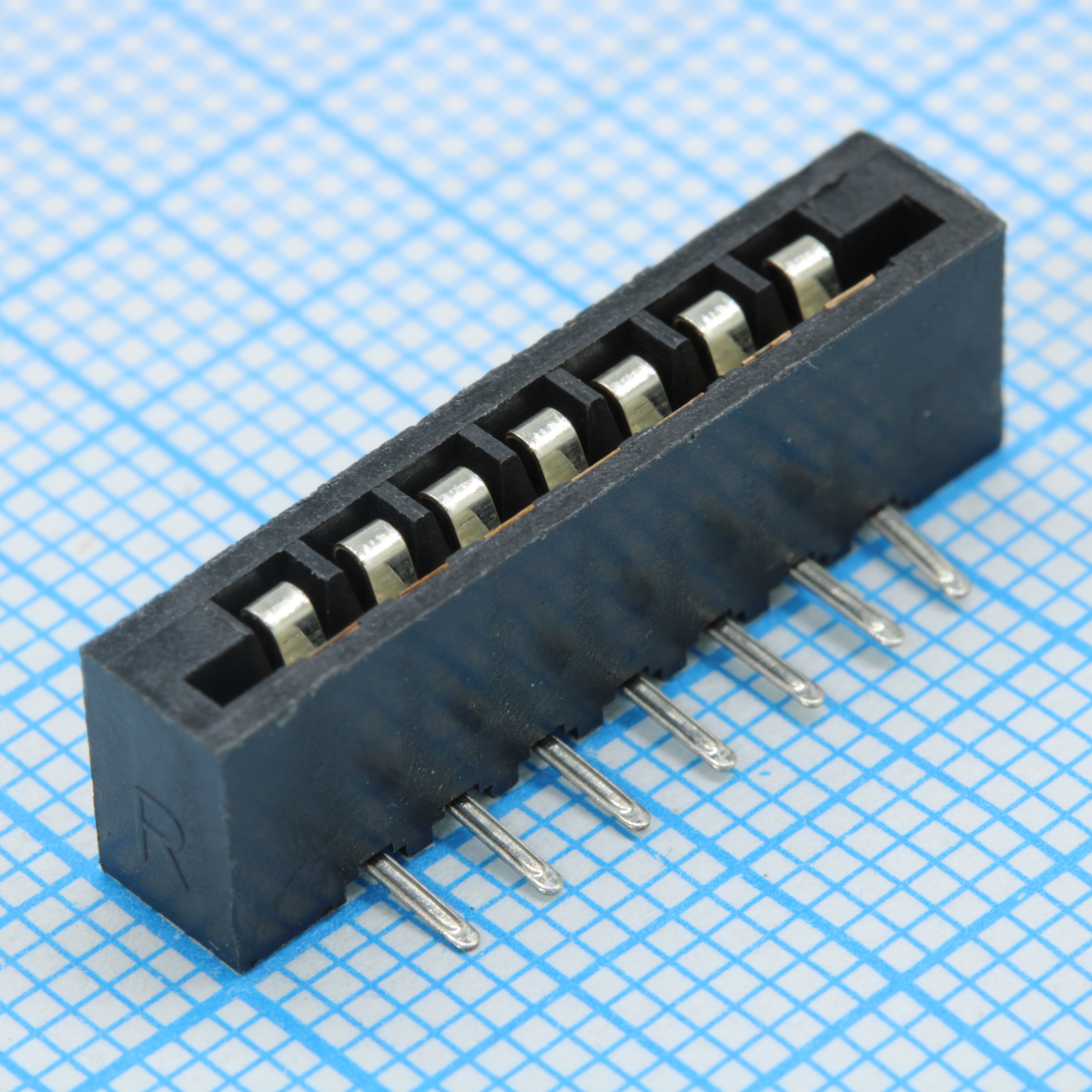 FPC разъем для шлейфа на плату угловой 7pin, шаг 2.54мм