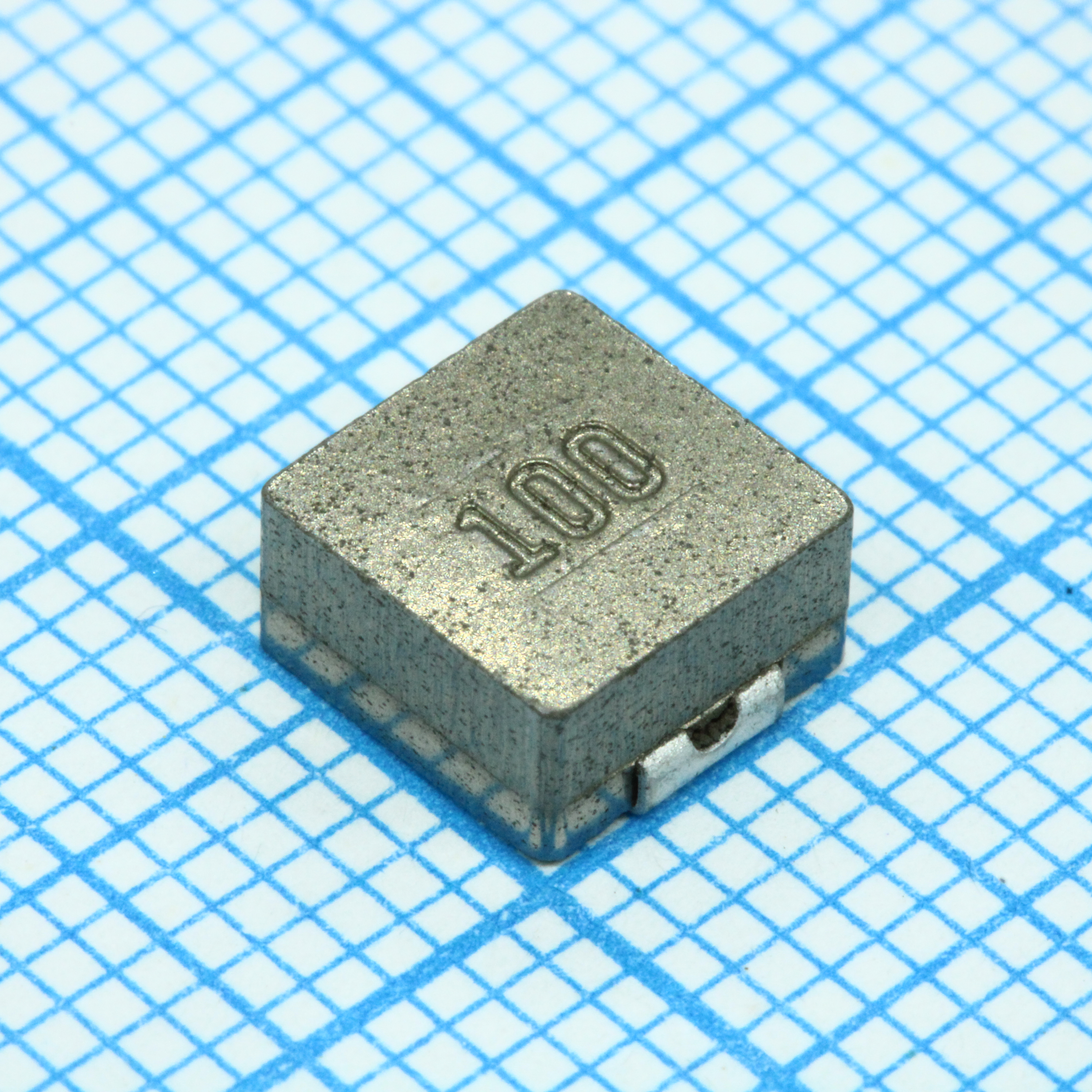 Катушка индуктивности SMD силовая экранировавнная/литая проволочная 10мкГн ±20% 100кГц порошковое железо 4А 78.5мОм лента на катушке