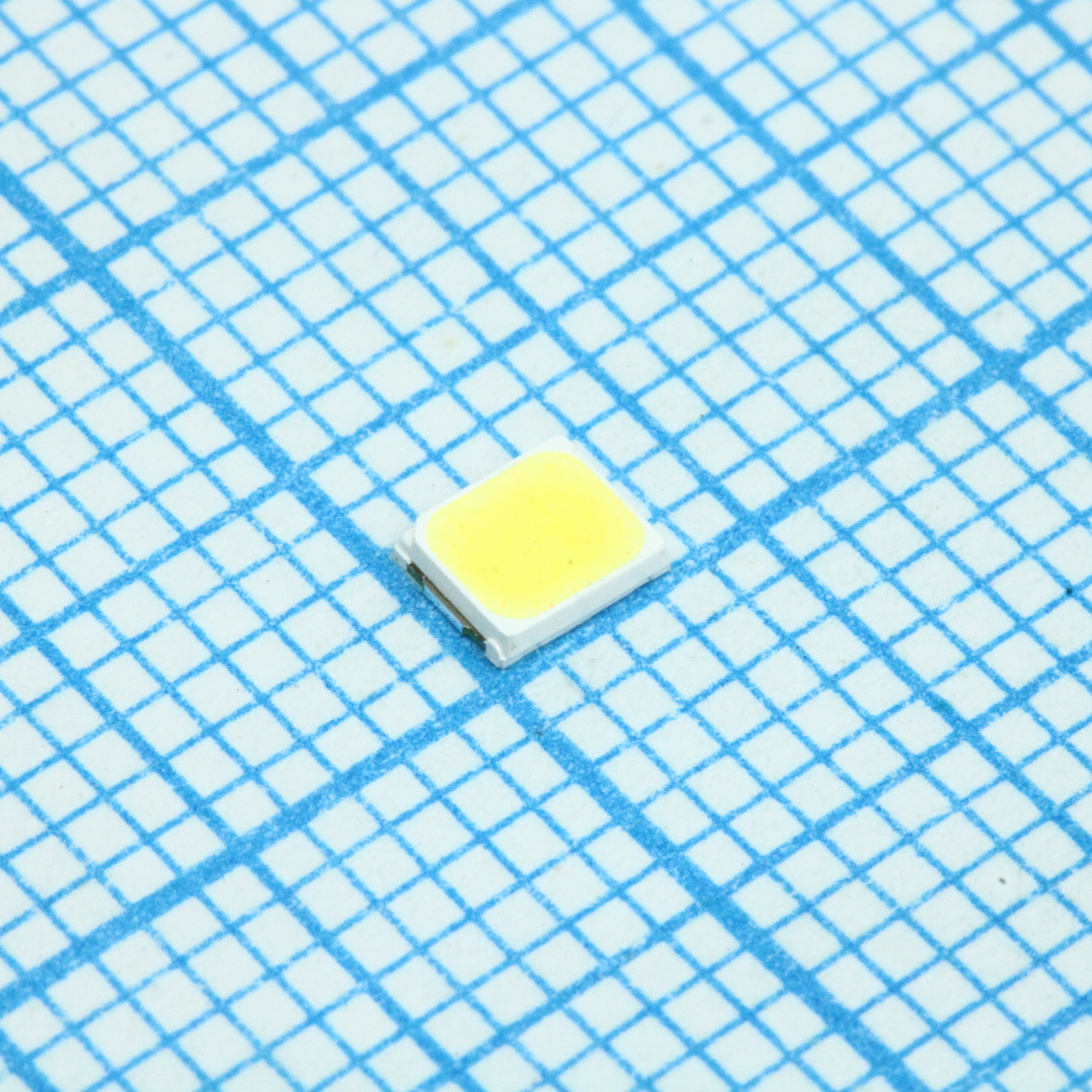 Светодиод smd 2,8х3,5мм/белый/6000K/25Лм при 60мА/максимальный ток 90мА/0.2Вт/2.8-3.6В/CRI=80/120°