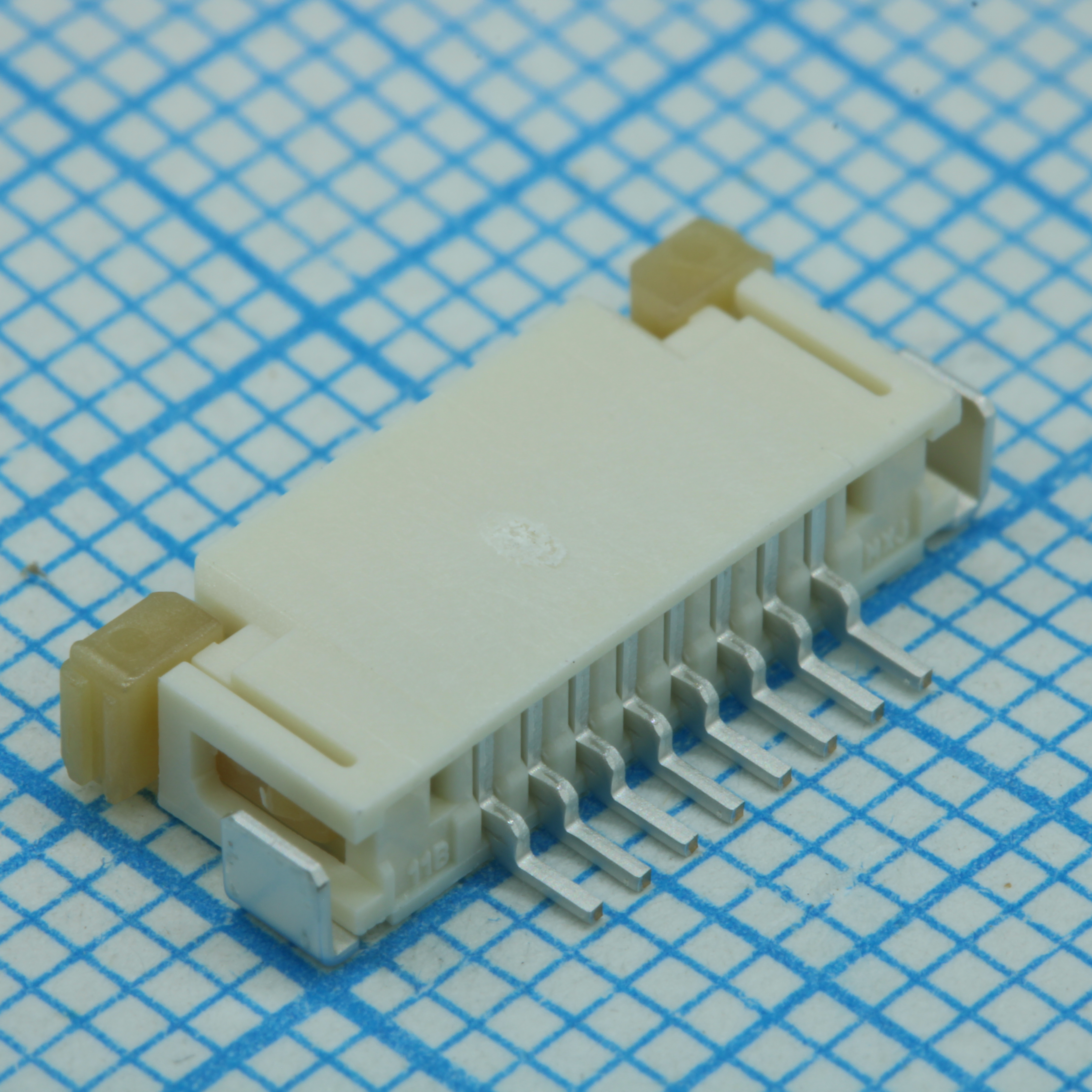 Соединитель FPC 8 контактов шаг 0.5mm угловой для поверхностного монтажа лента на катушке