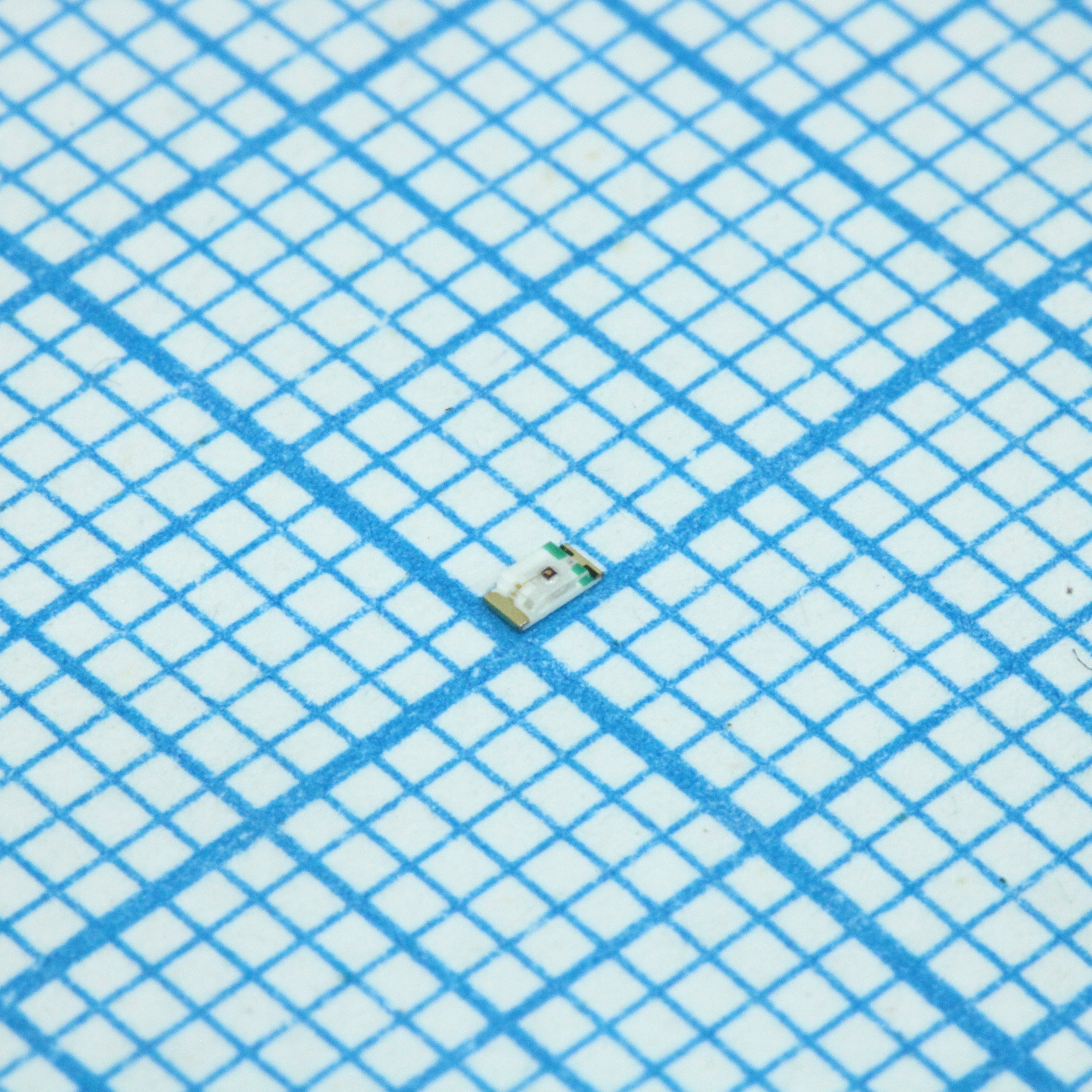 Светодиод smd 1,6х0,8мм/красный/630нм/50-70мкд/1.7-2.3v,  If=10mA/прозрачный/130°