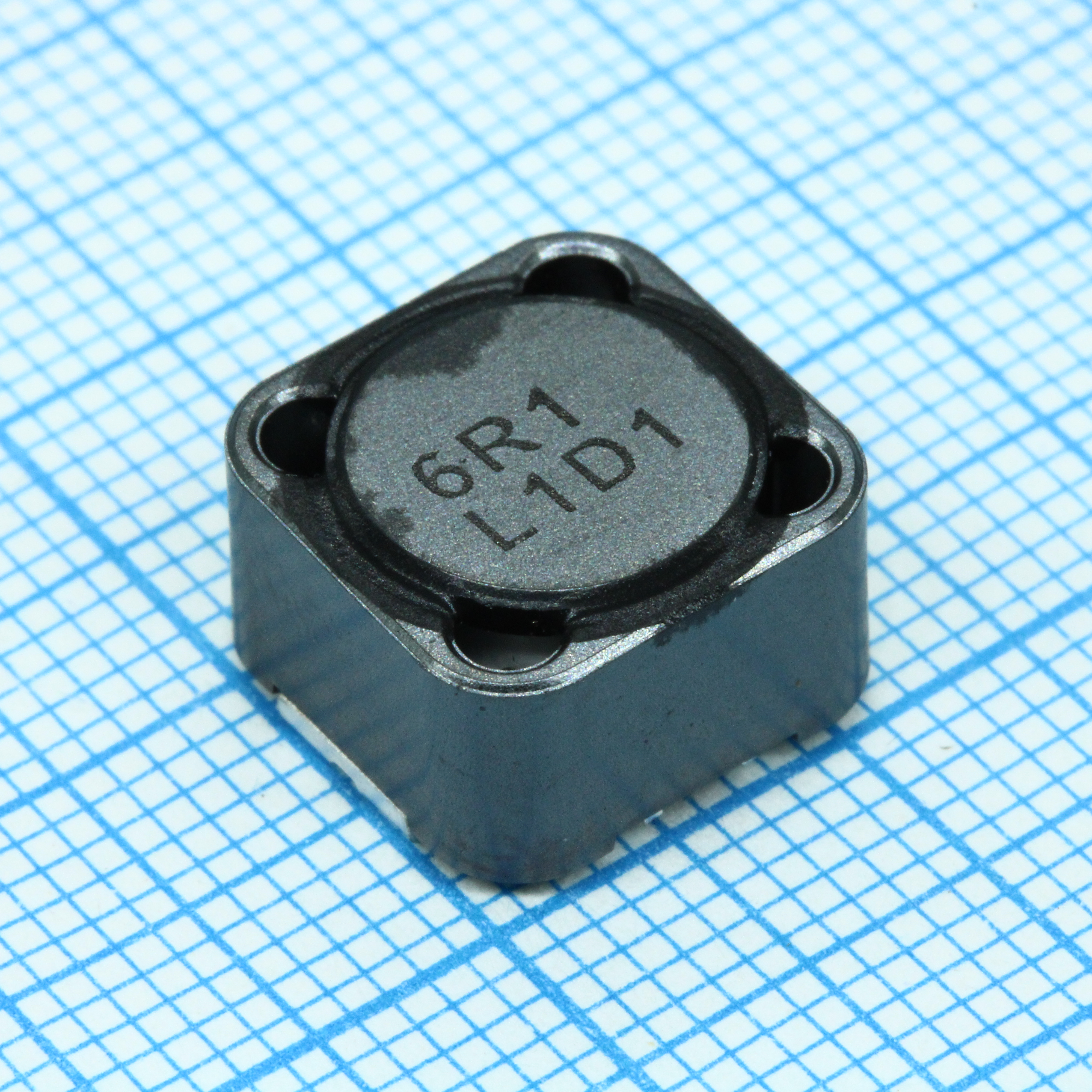Силовая SMD индуктивность 6.1мкГн -20....+40% 6.6 A с магнитным экраном