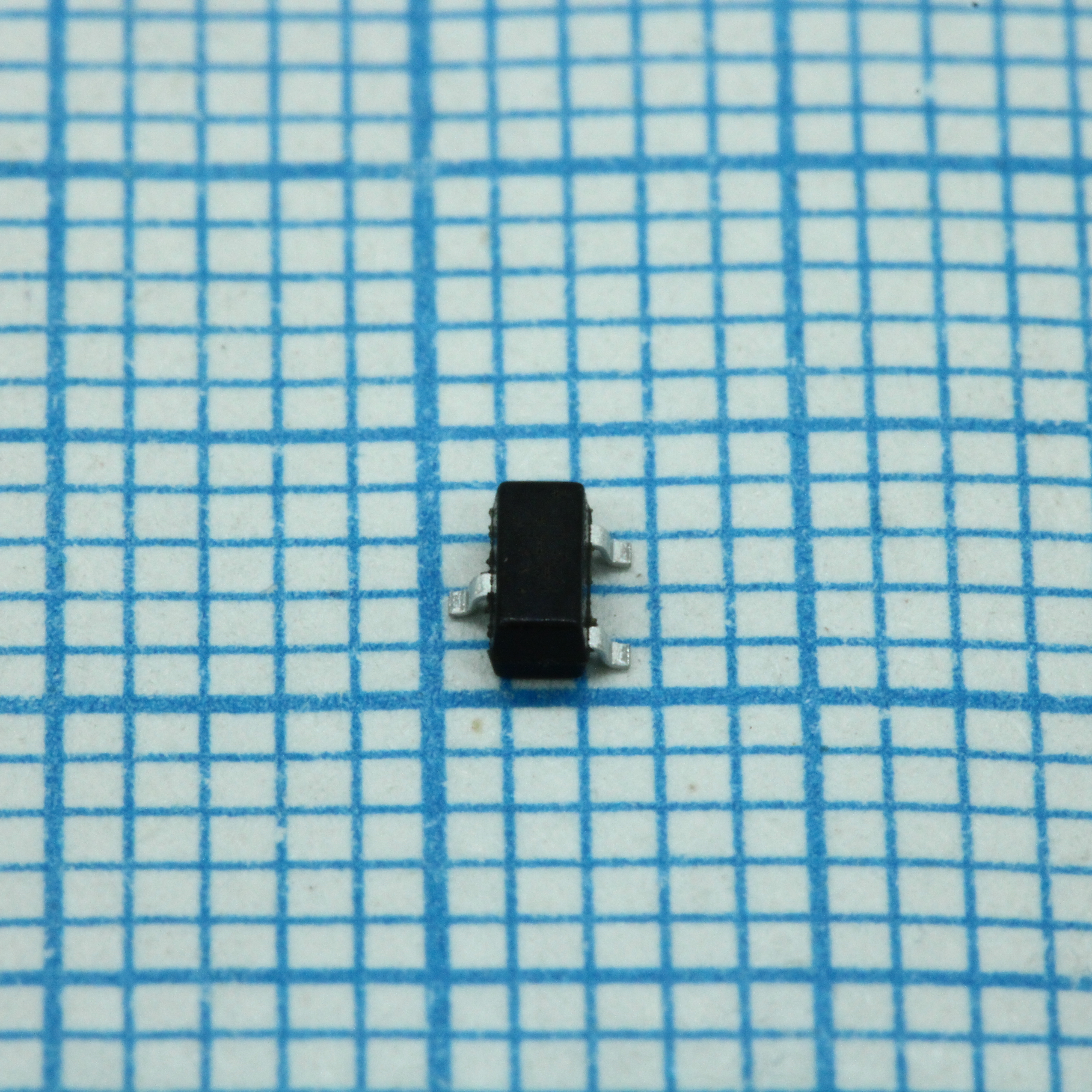 Транзистор полевой MOSFET N-канальный 20В 4.2A SOT-23