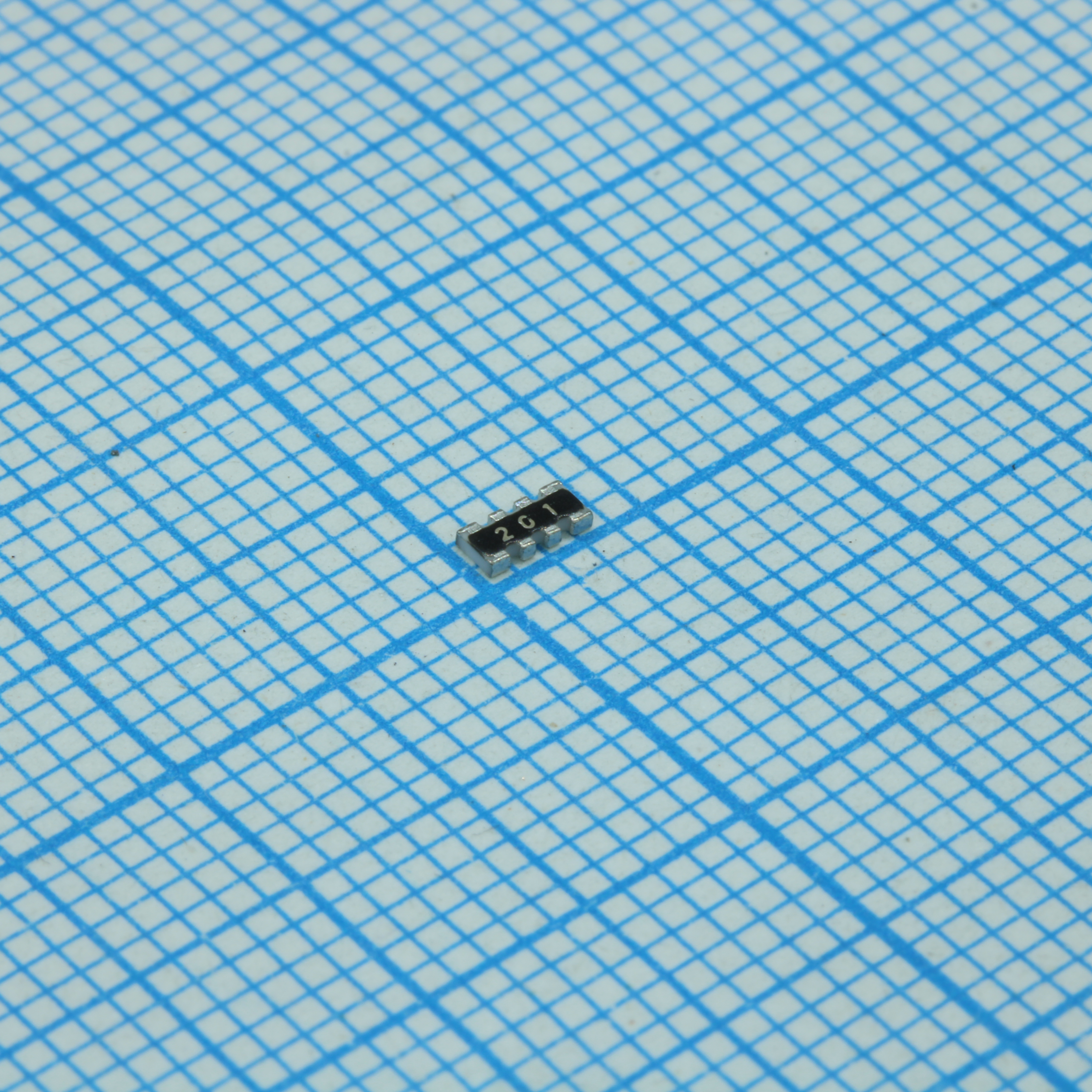 Резисторная сборка SMD 1206 4 резистора по 200 Ом