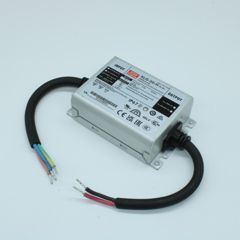 AC-DC, 21Вт, IP67, вход 90…305В AC, 47…63Гц, ККМ, выход 0.7А/18…30В, изоляция 3750В AC, в кожухе 95х63х30мм, -40…+80°С (корпус)