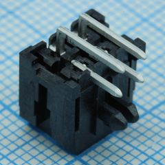 Соединитель (4 стороны) 4 контакта шаг 3мм угловой монтаж в отверстие серия Micro-Fit 3.0 лоток