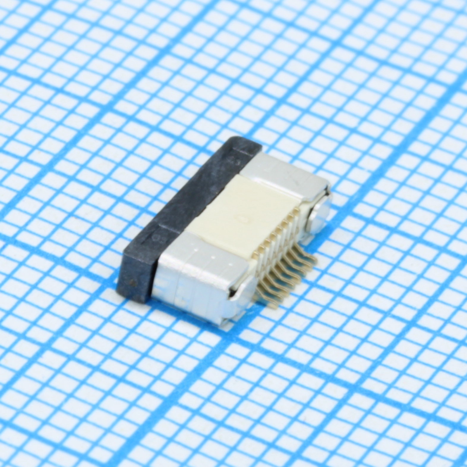 FPC разъем для шлейфа на плату, поверхностный монтаж 8pin, шаг 0.5мм