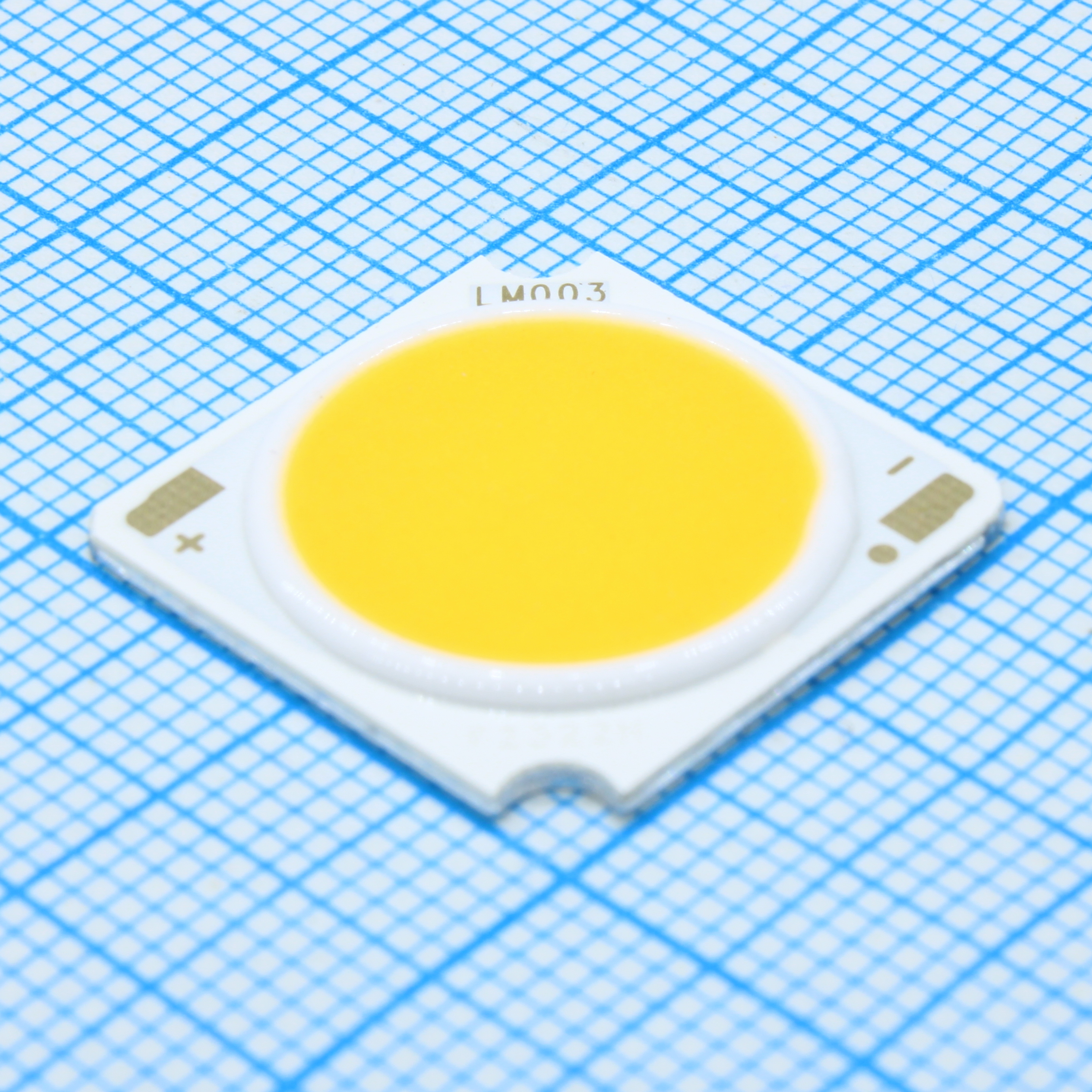 32-43W COB/ 2700K/ 36v/ 3570Lm @ 1000mA (99Lm/W)/ Ifmax=1200mA/ CRI=90/ 19x19x1,6mm/ 120°