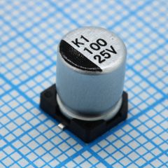 Конденсатор алюминиевый электролитический 100мкФ 25В ±20% (6.3х7.7мм) SMD 100мА 2000часов 105°С лента на катушке